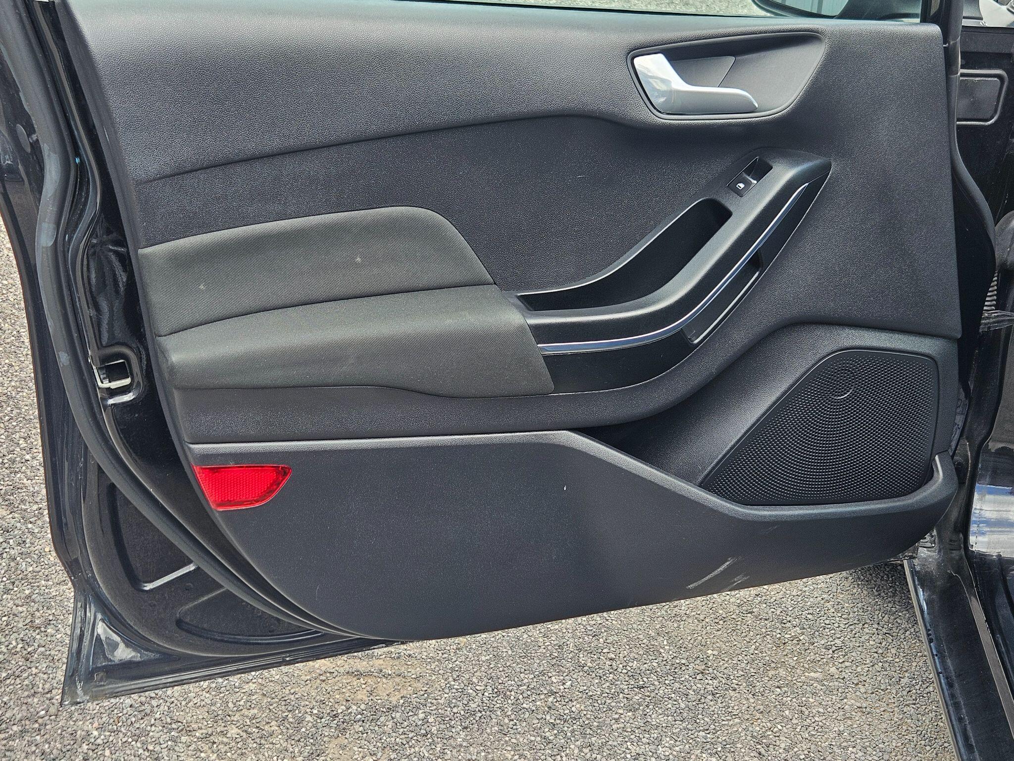2019 Ford Fiesta image 47