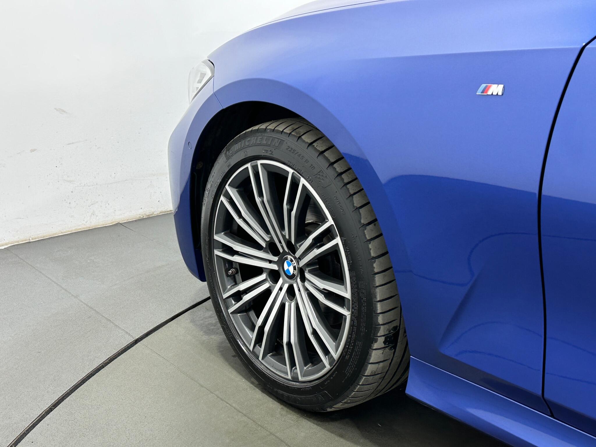 BMW 3 Series view 53