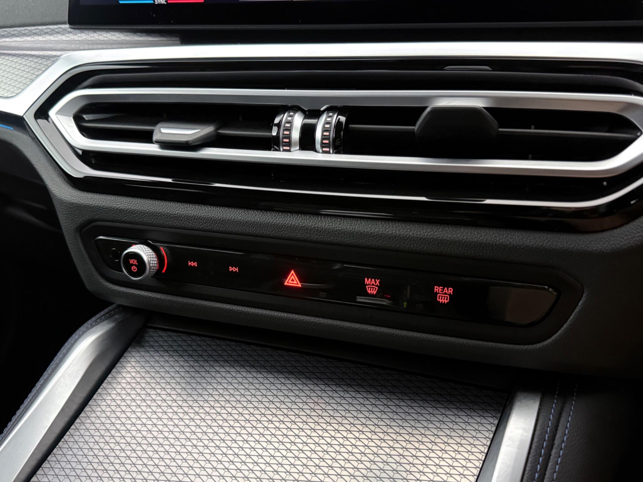 BMW I4 view 25