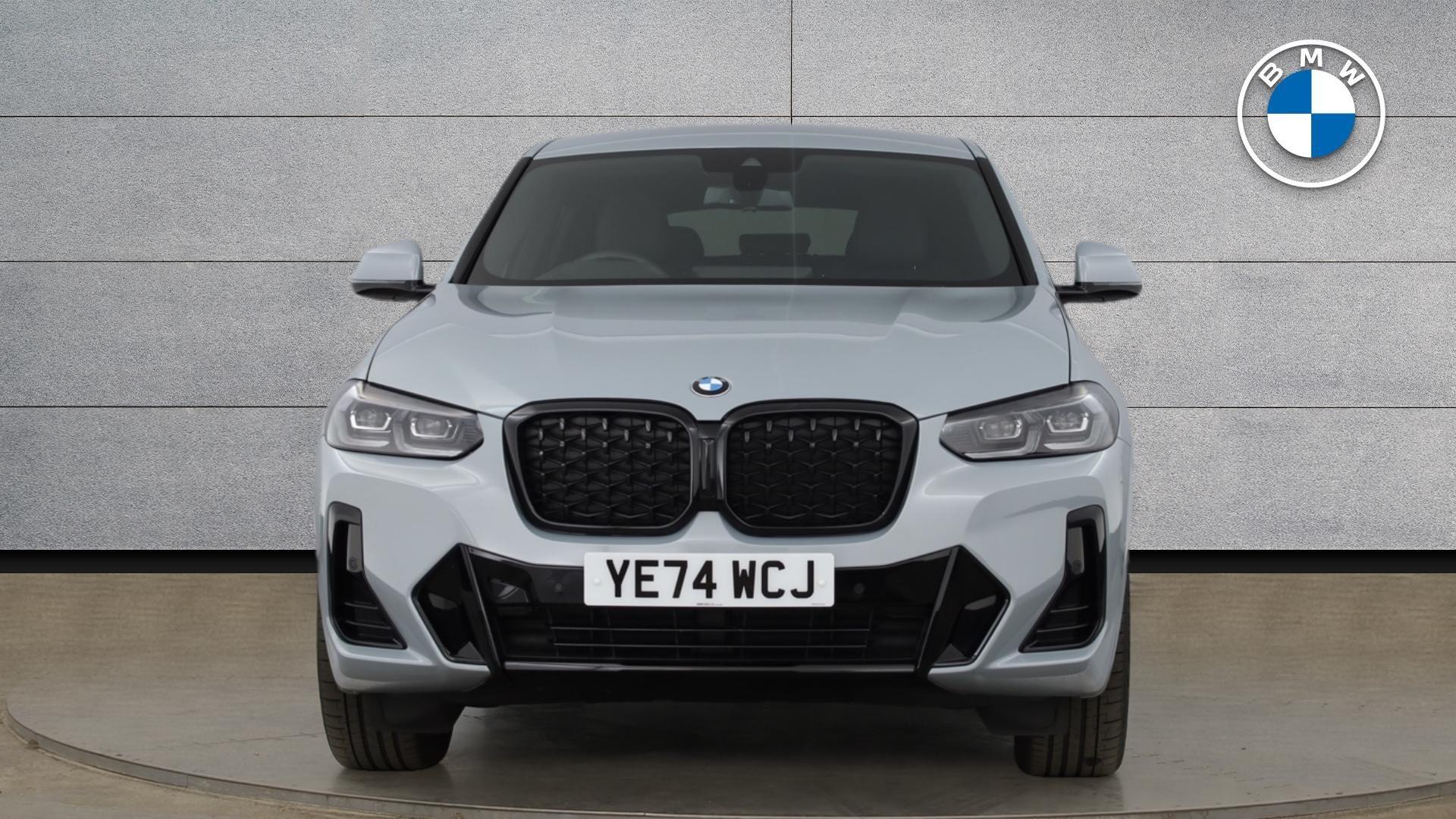 BMW X4 view 16