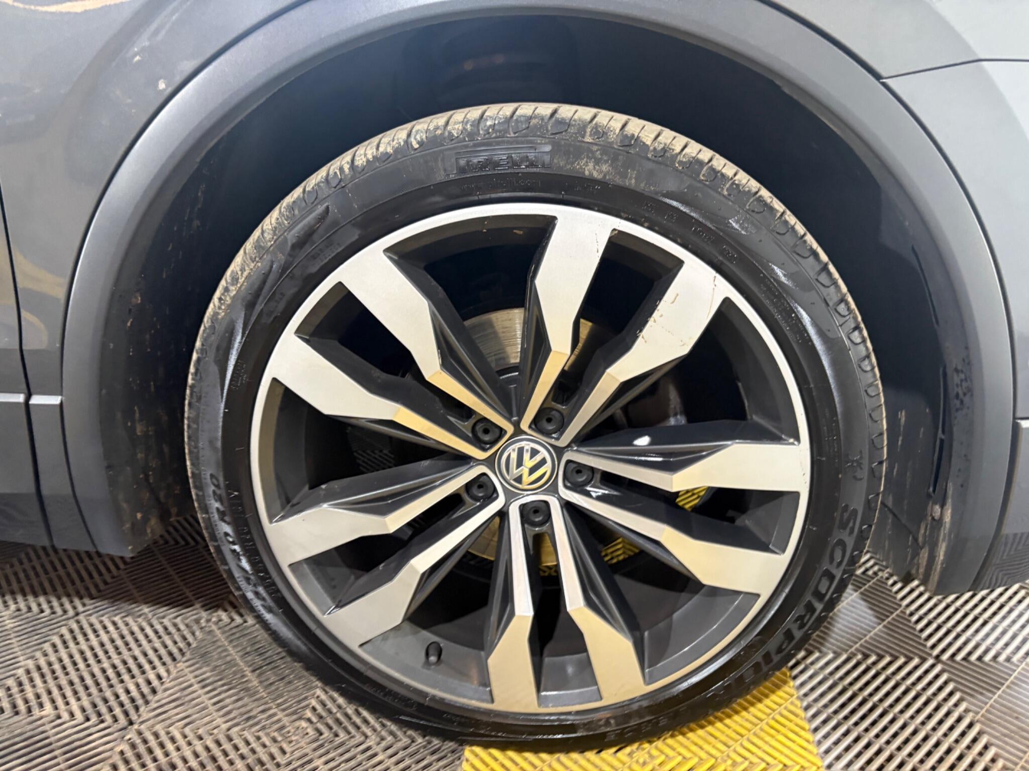 Volkswagen Tiguan view 49