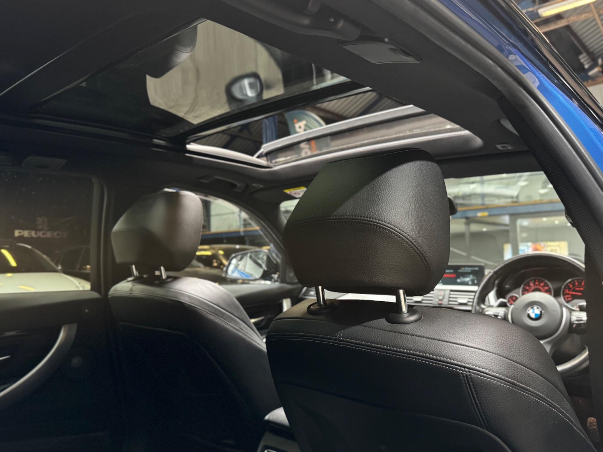 BMW 3 Series view 15
