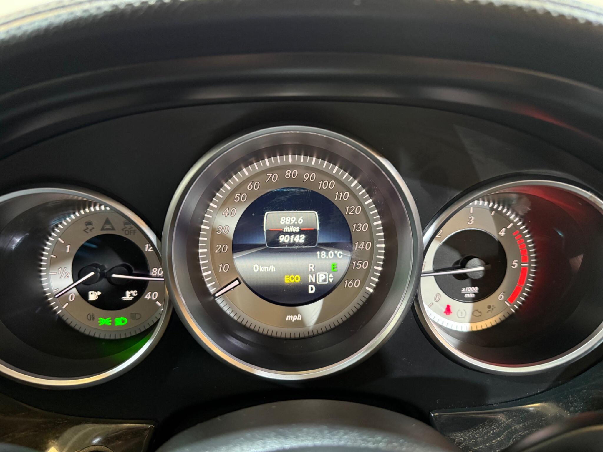 Mercedes-Benz CLS view 19
