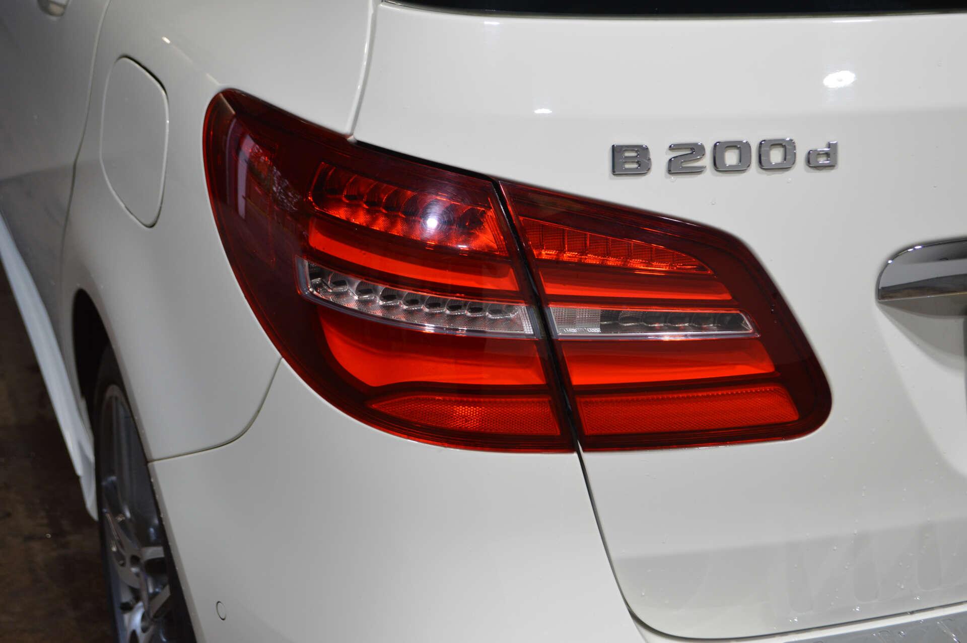 Mercedes-Benz B-Class view 38