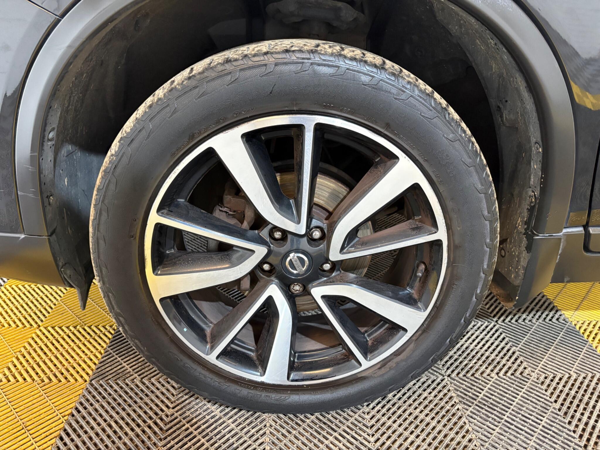 Nissan X-Trail view 69