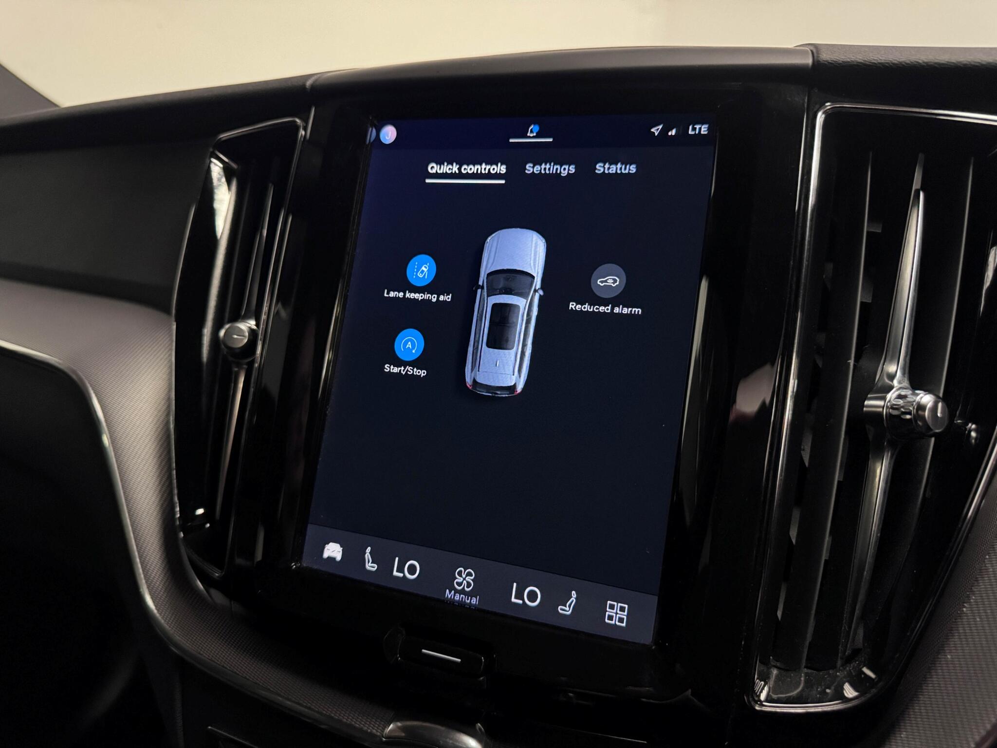 Volvo XC60 view 41