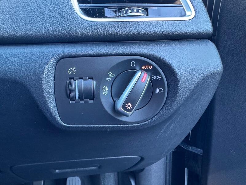 Audi Q3 view 35