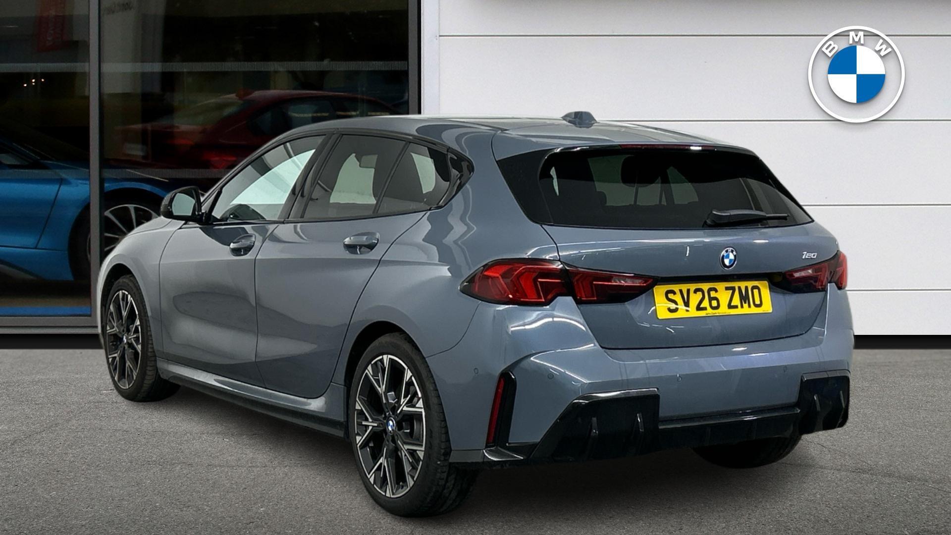 BMW 1 Series view 2