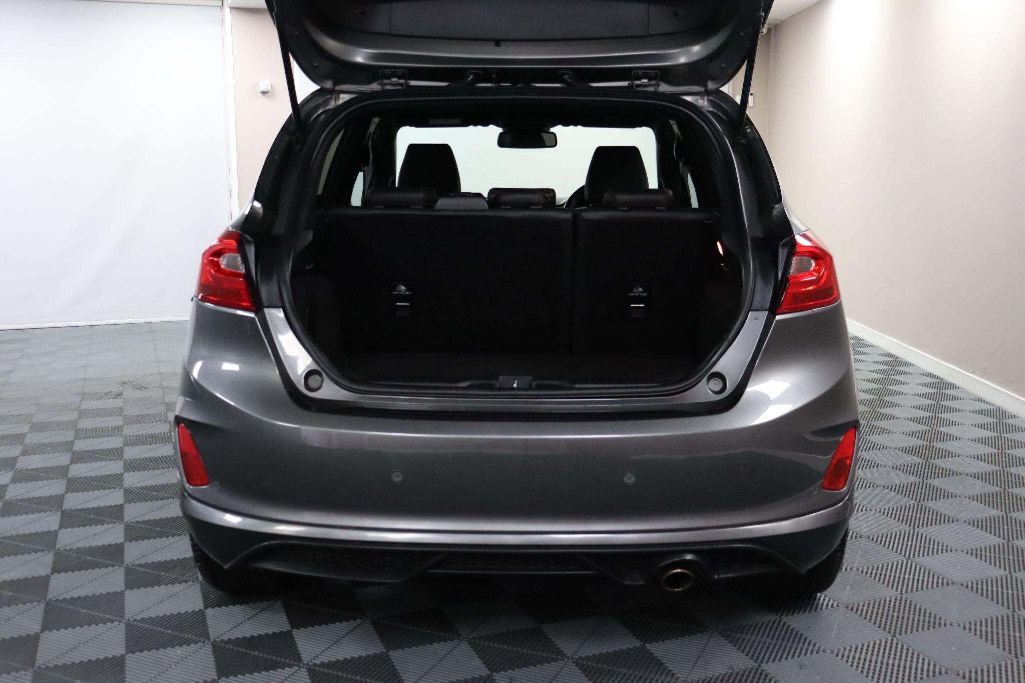 Ford Fiesta view 14