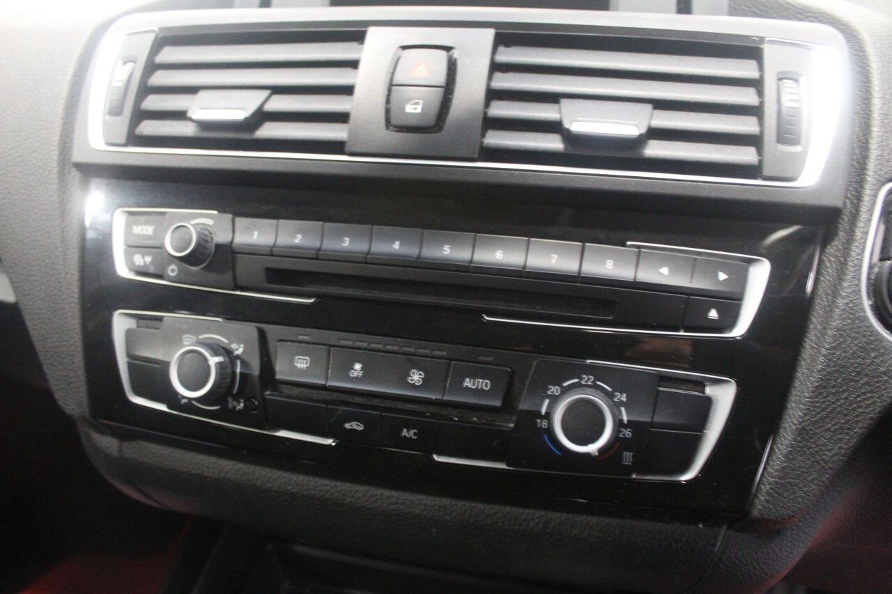 BMW 1 Series view 38