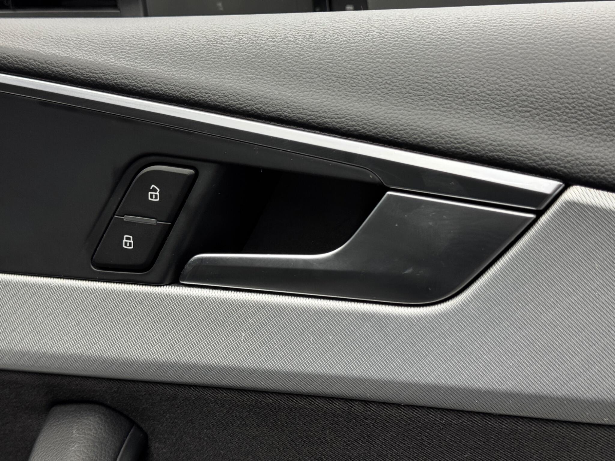 Audi A4 view 44