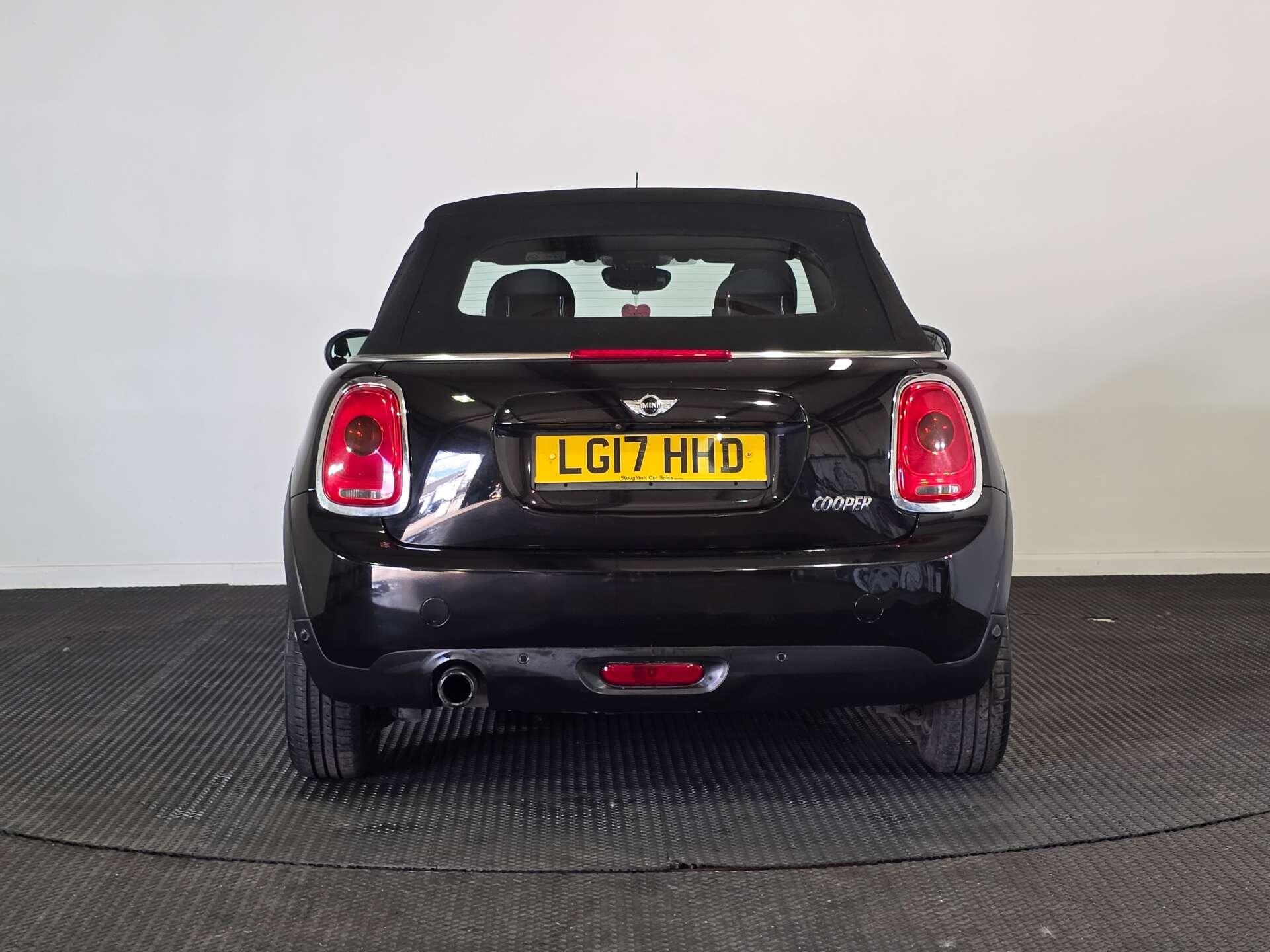 Mini Convertible view 7