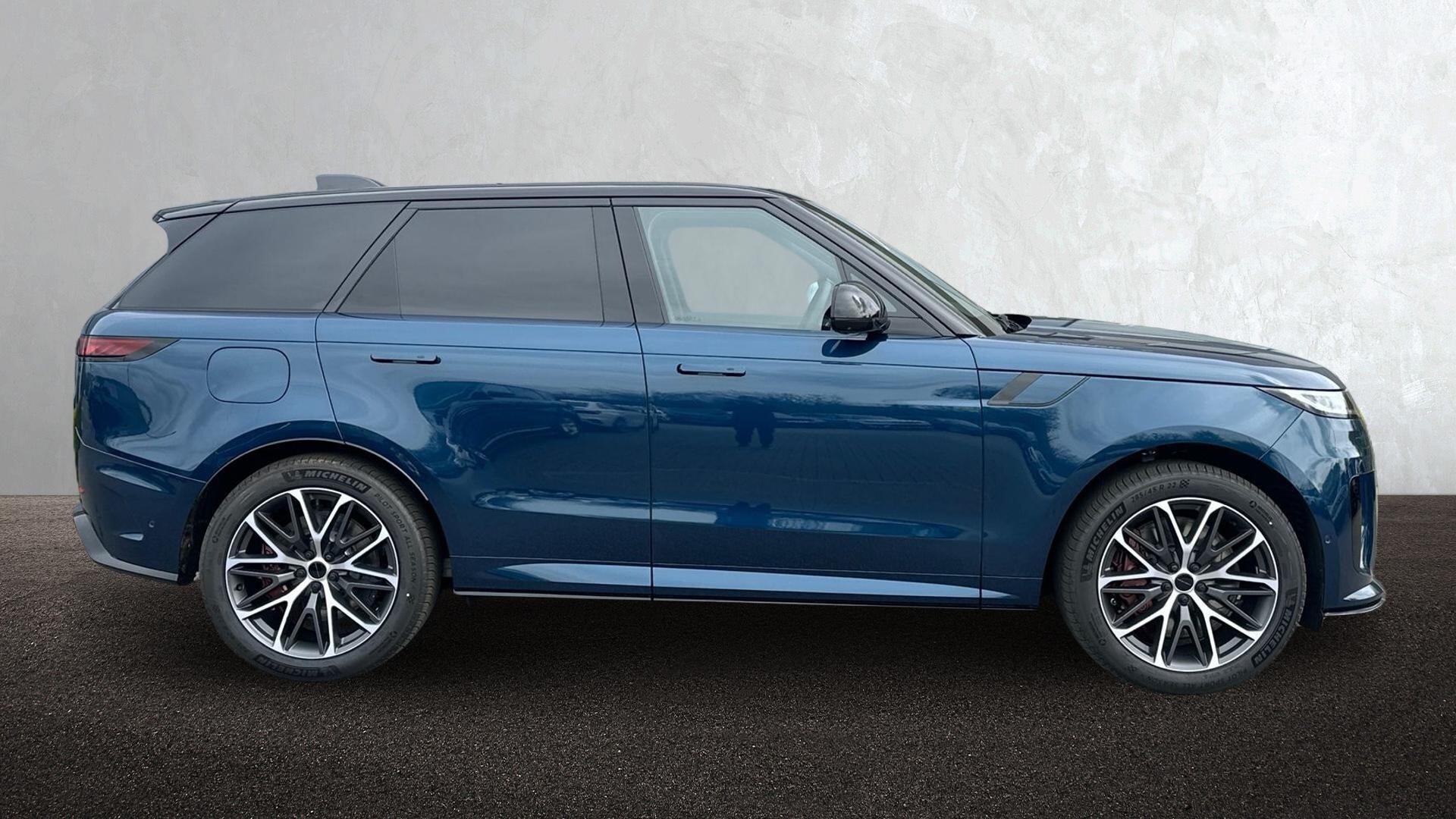 Land Rover Range Rover Sport view 5