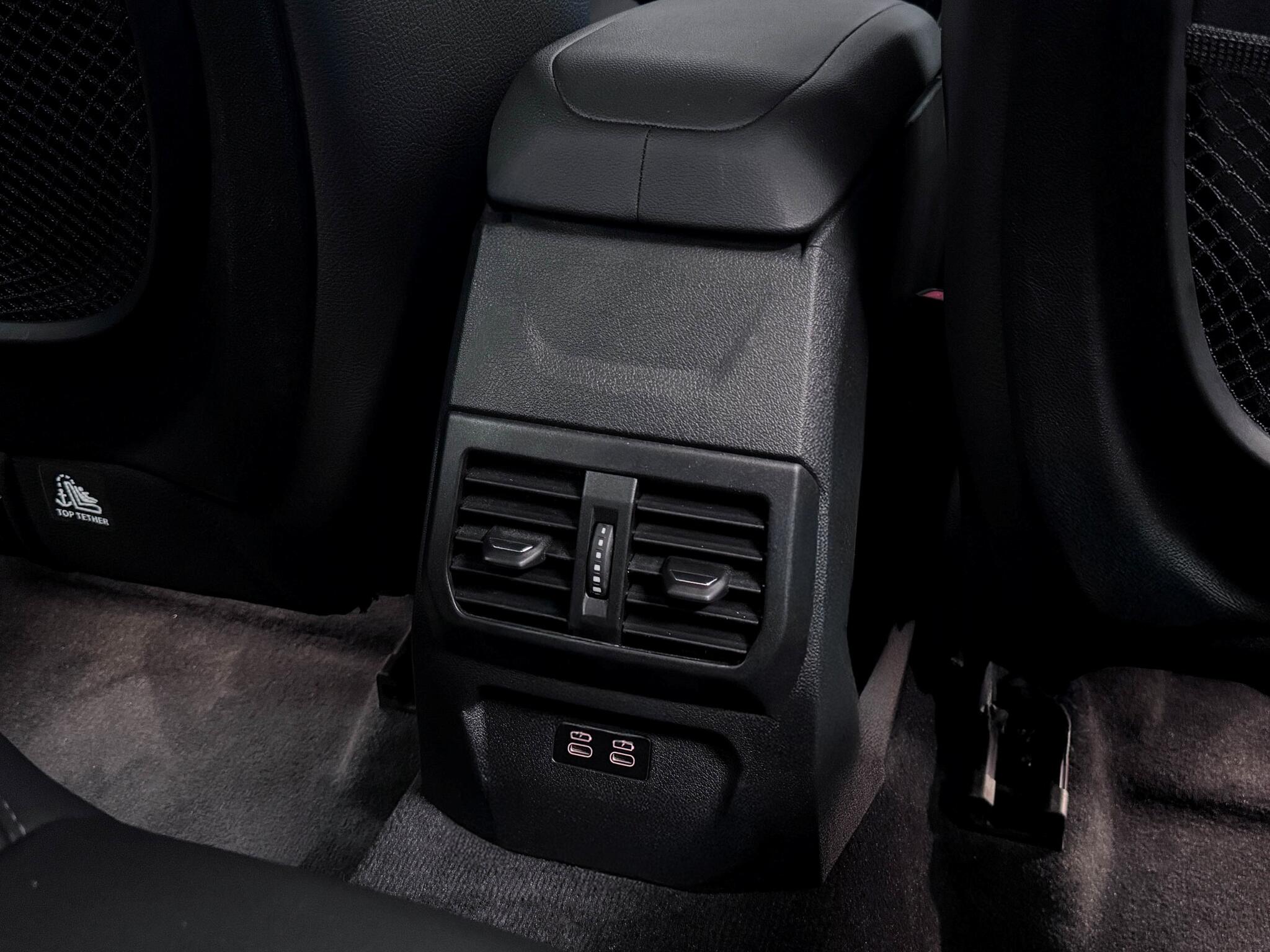 BMW 2 Series view 14