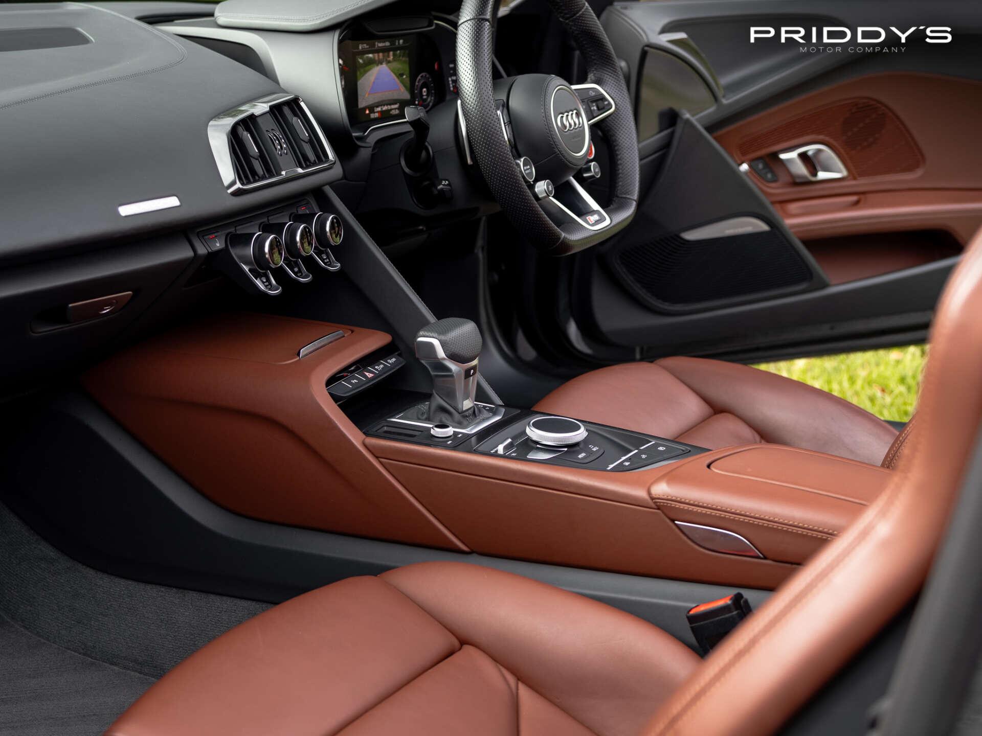 Audi R8 view 69