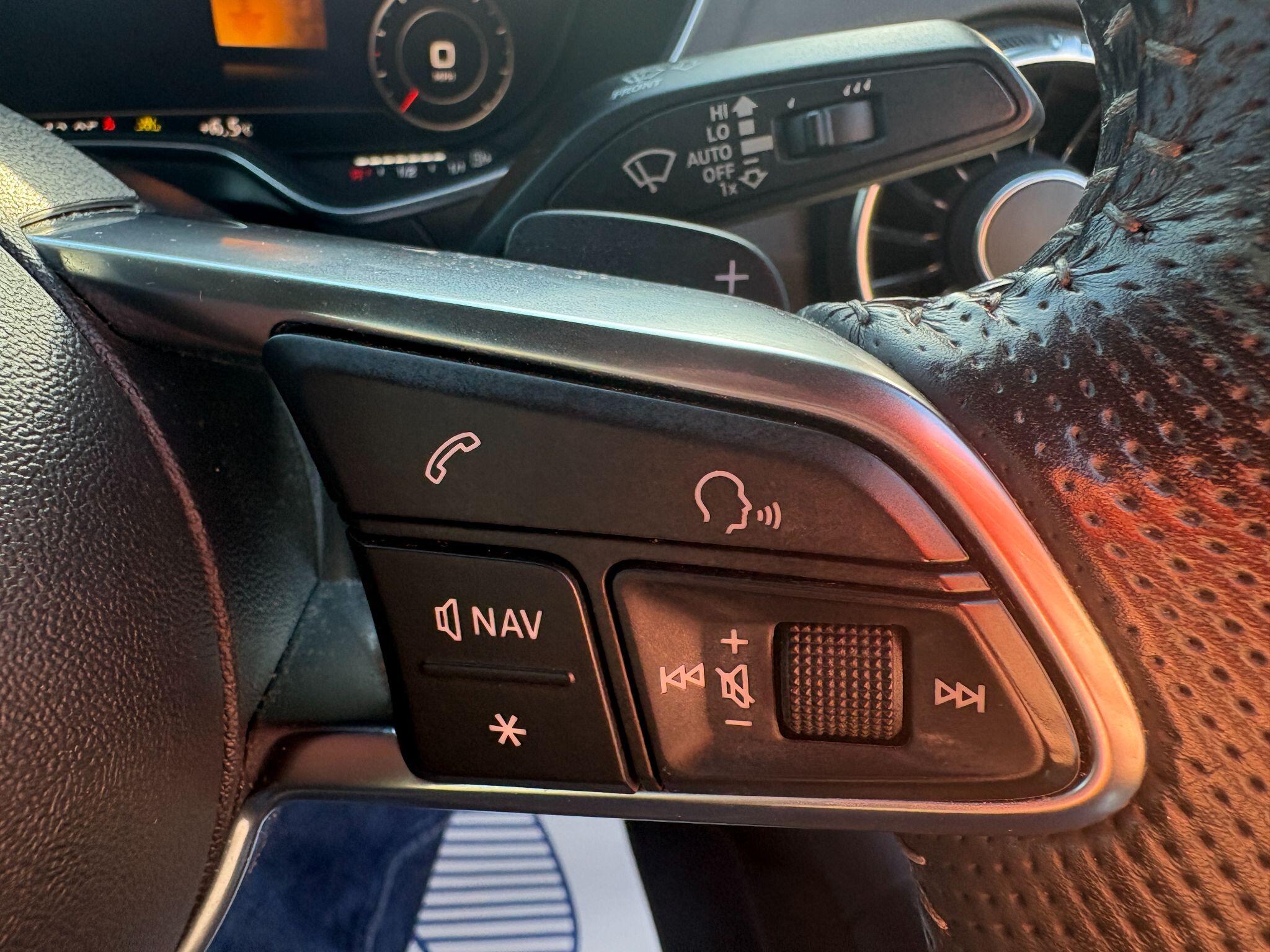 Audi TT view 30