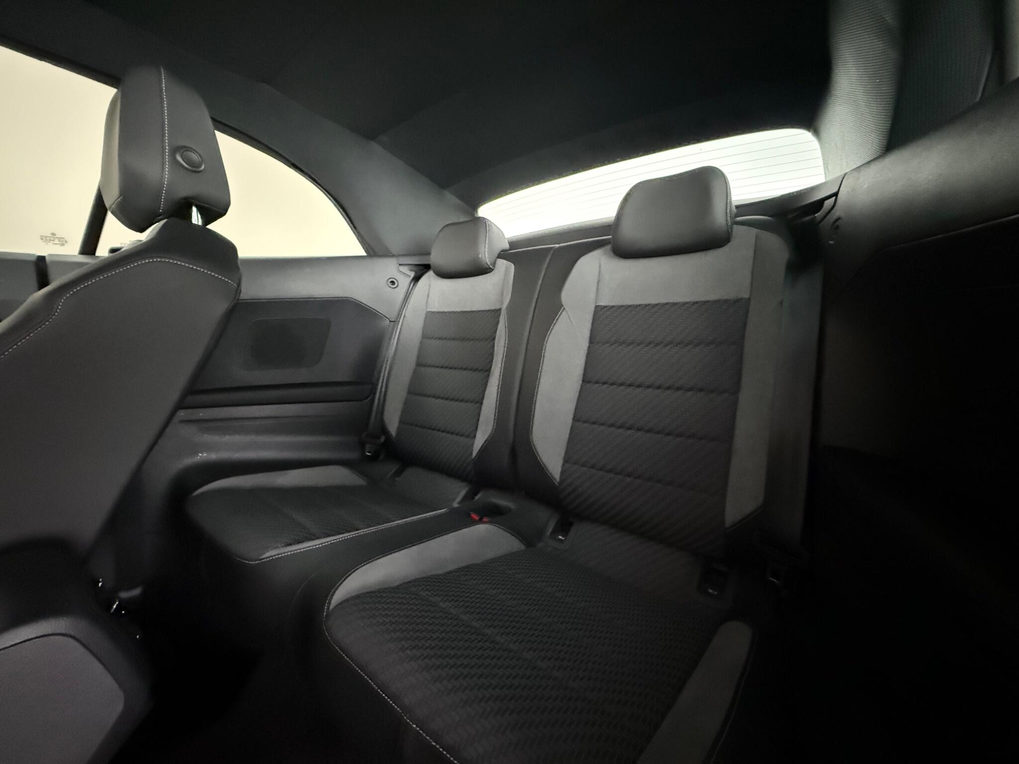 Volkswagen T-Roc view 36