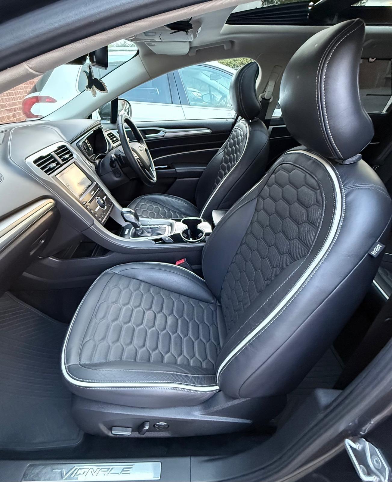 Ford Mondeo view 22