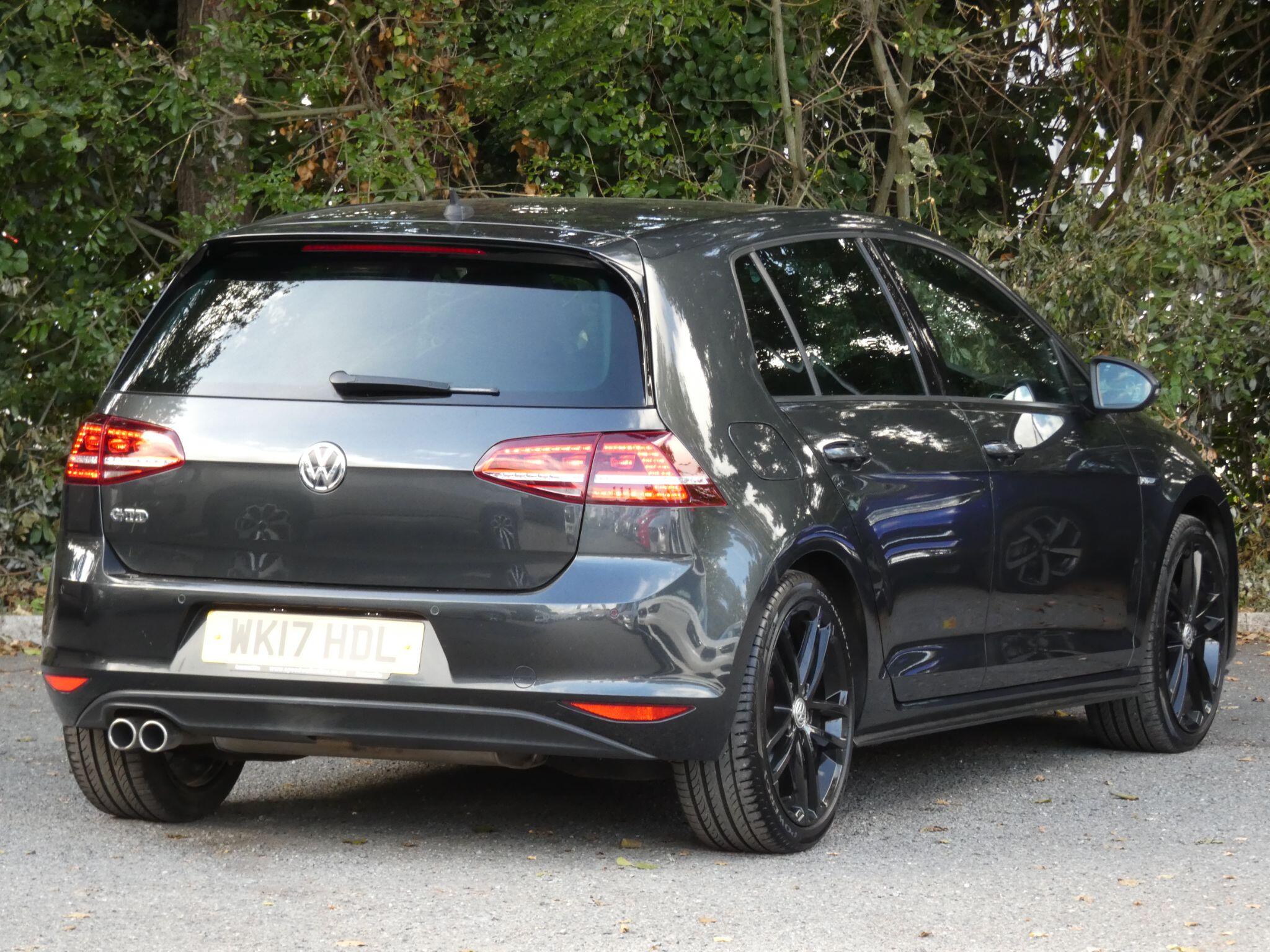 Volkswagen Golf view 14