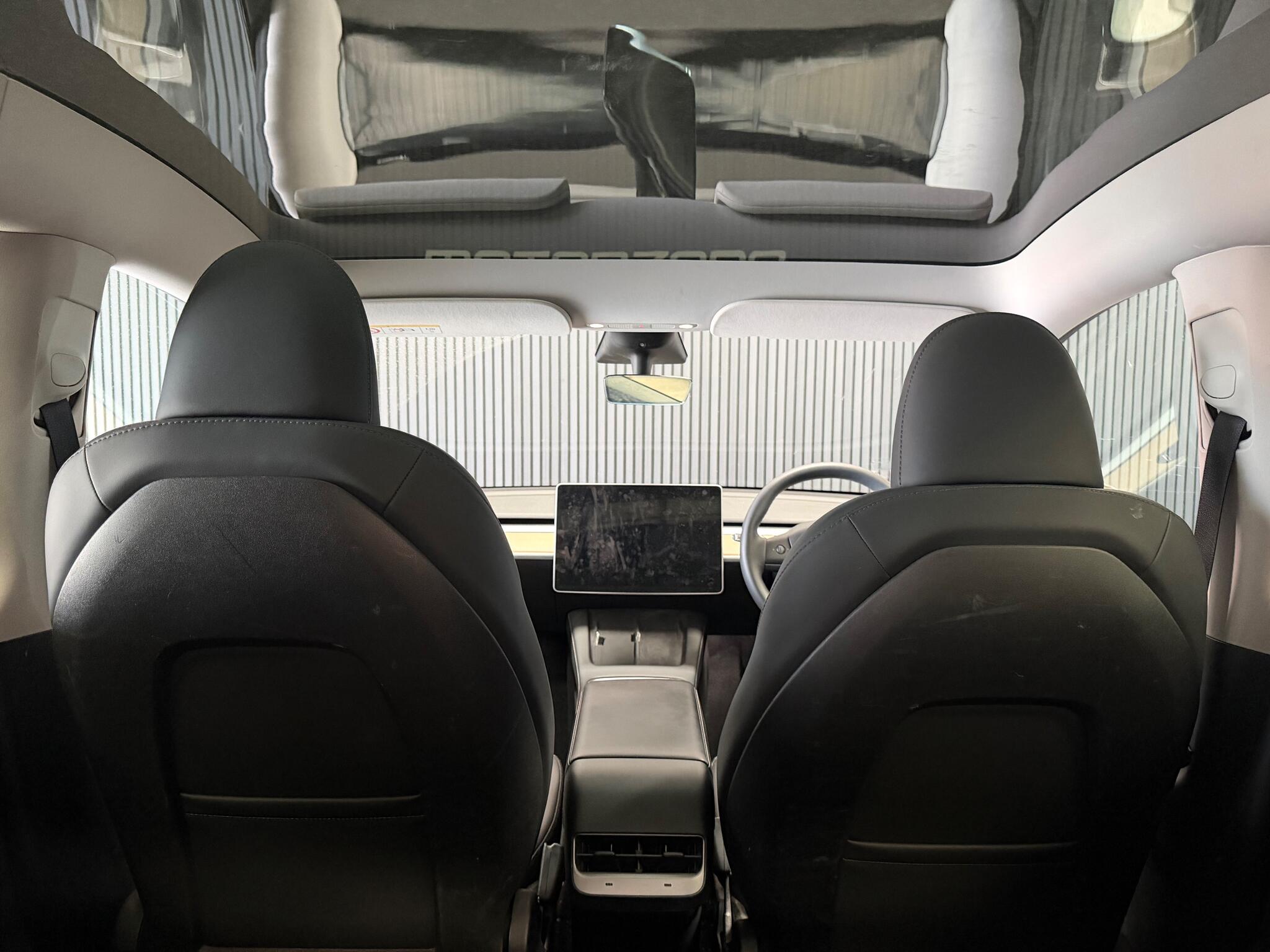 Tesla Model Y view 19