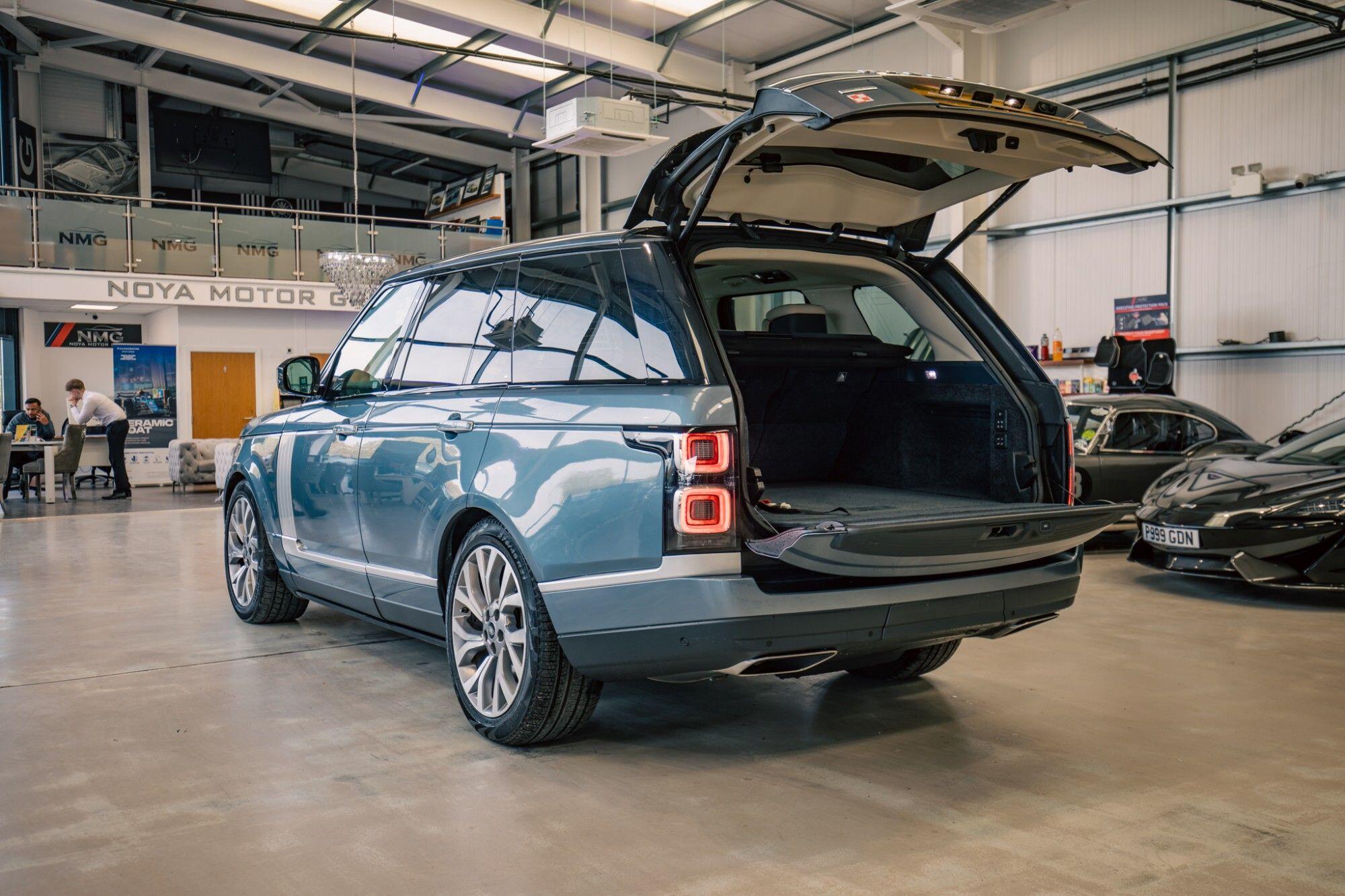 Land Rover Range Rover view 40