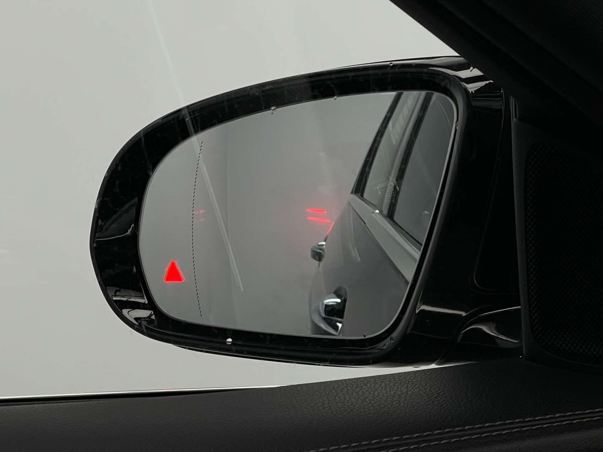 Mercedes-Benz E Class view 15