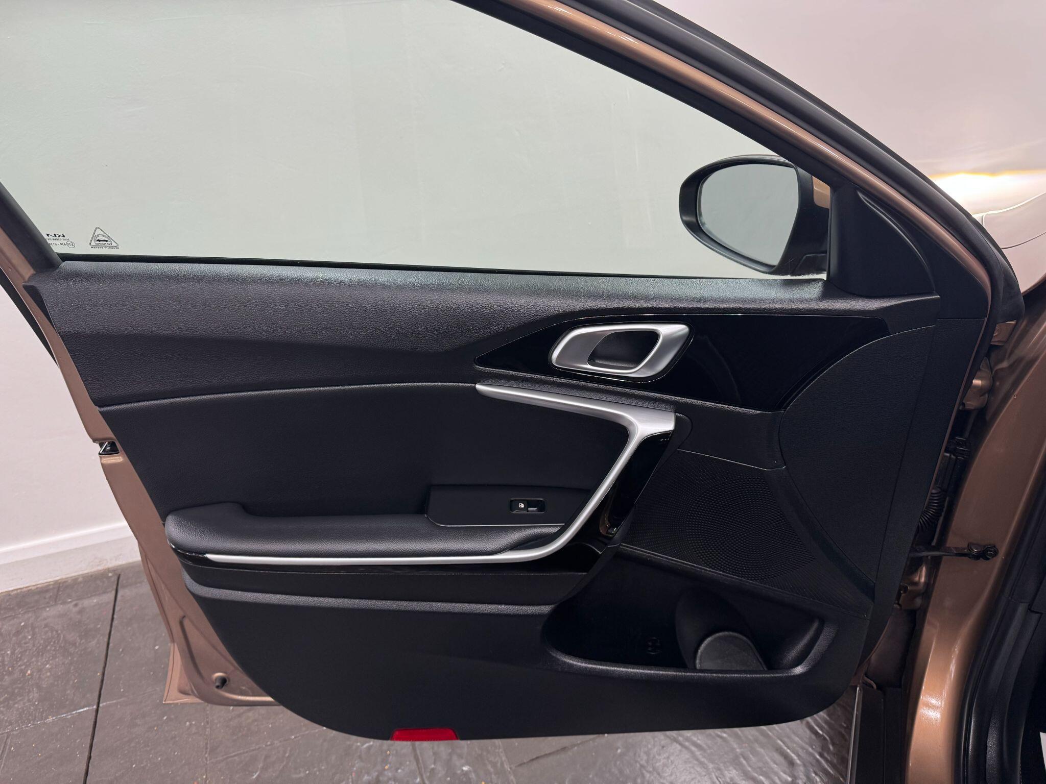 Kia Xceed view 42