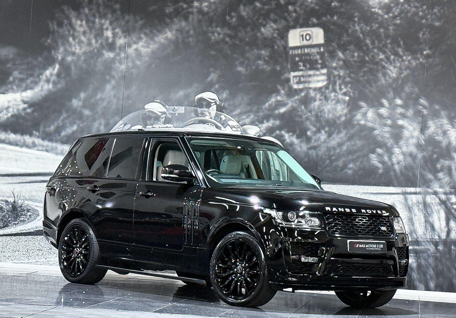 Land Rover Range Rover view 6