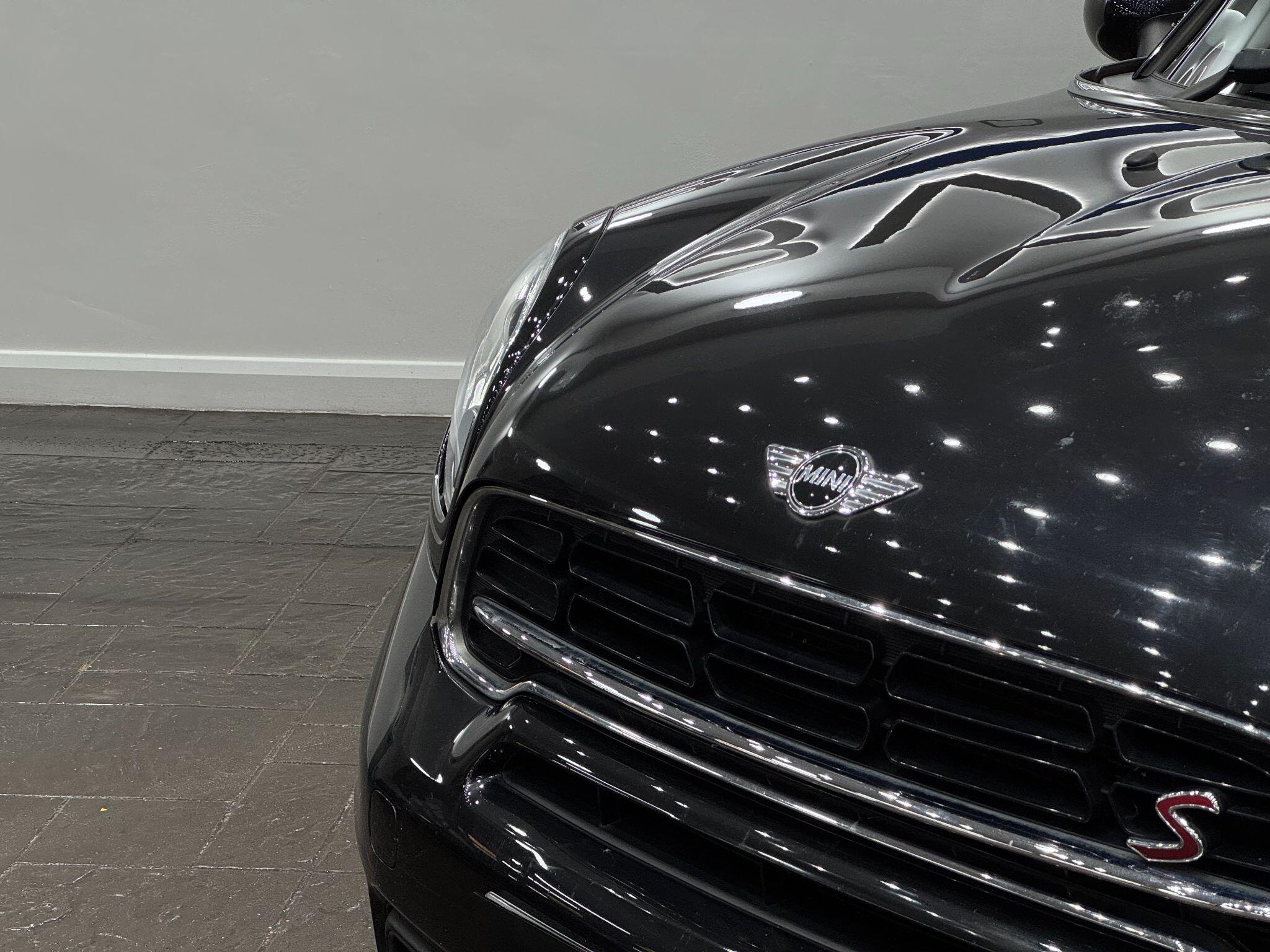 MINI Countryman view 9
