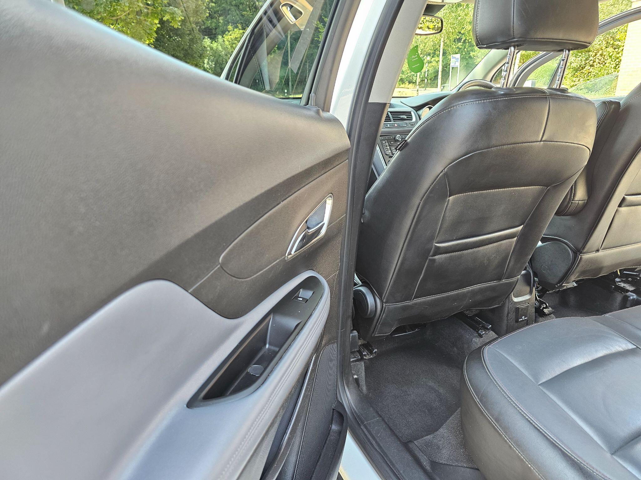 Vauxhall Mokka view 23