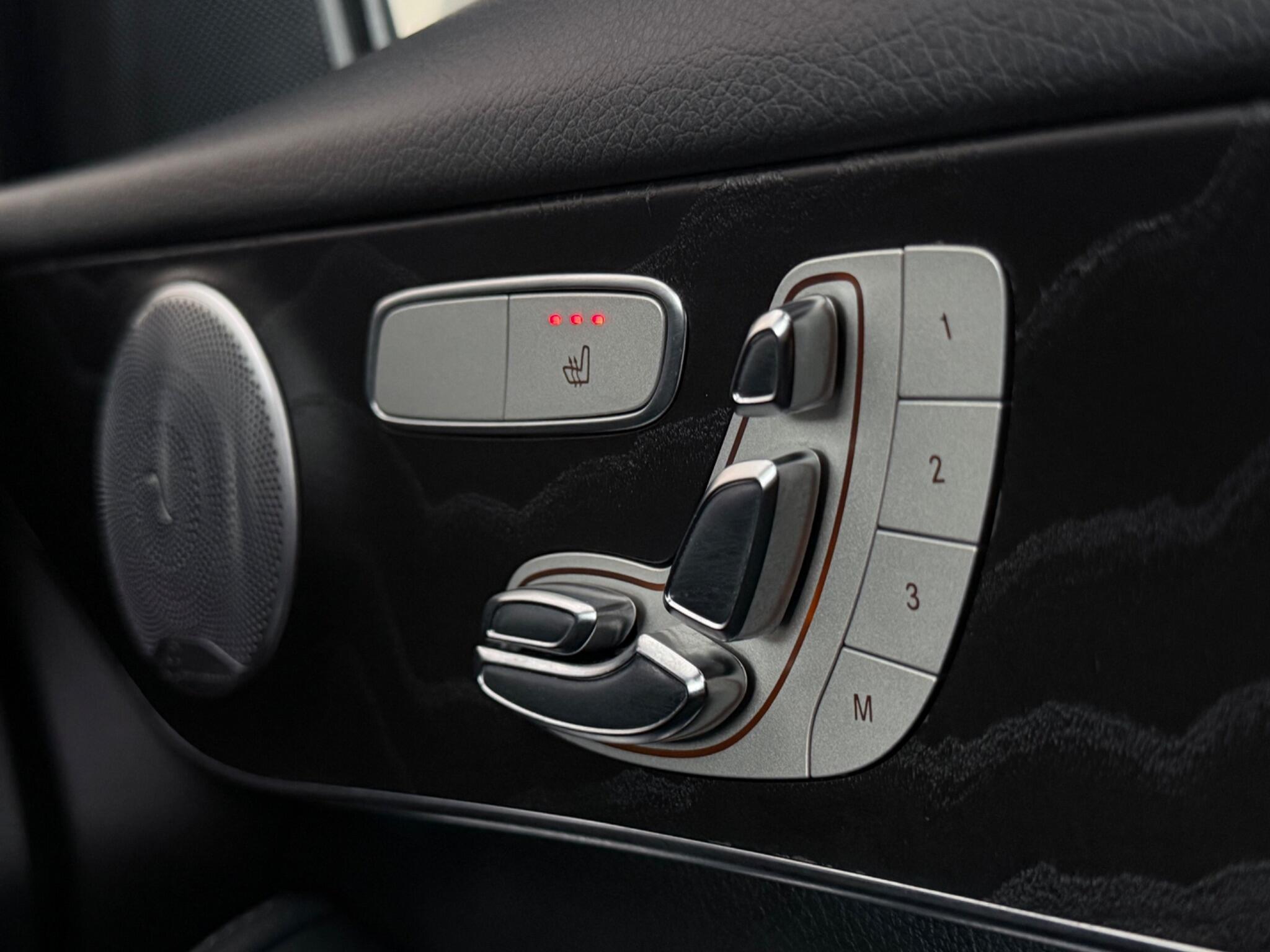 Mercedes-Benz GLC view 17