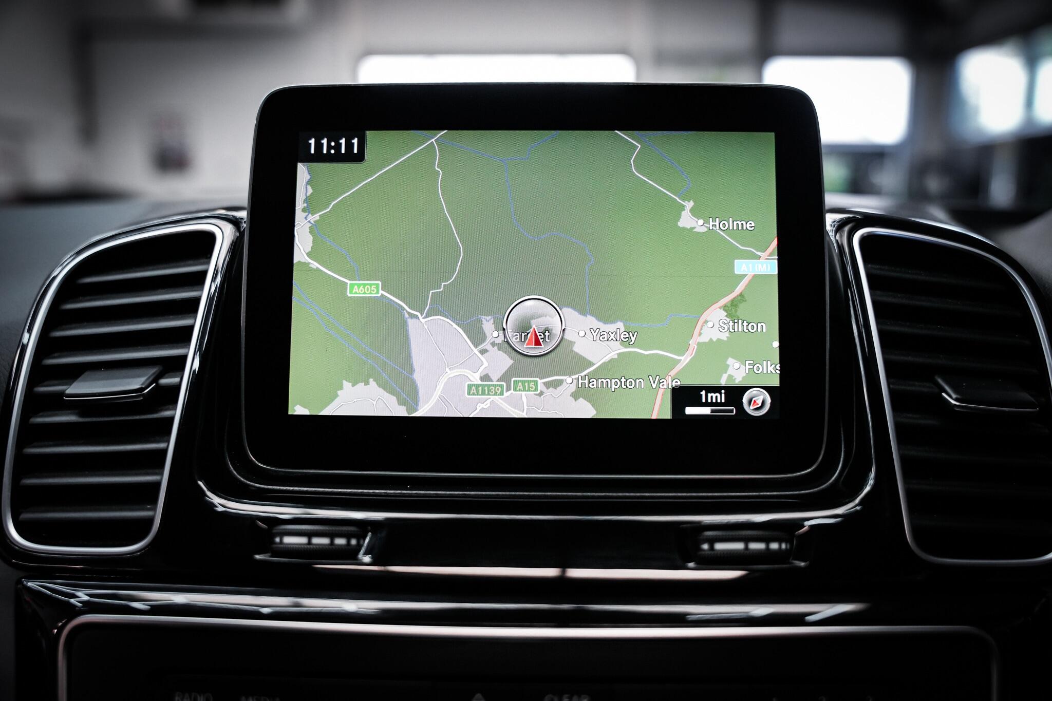 Mercedes-Benz GLE view 7