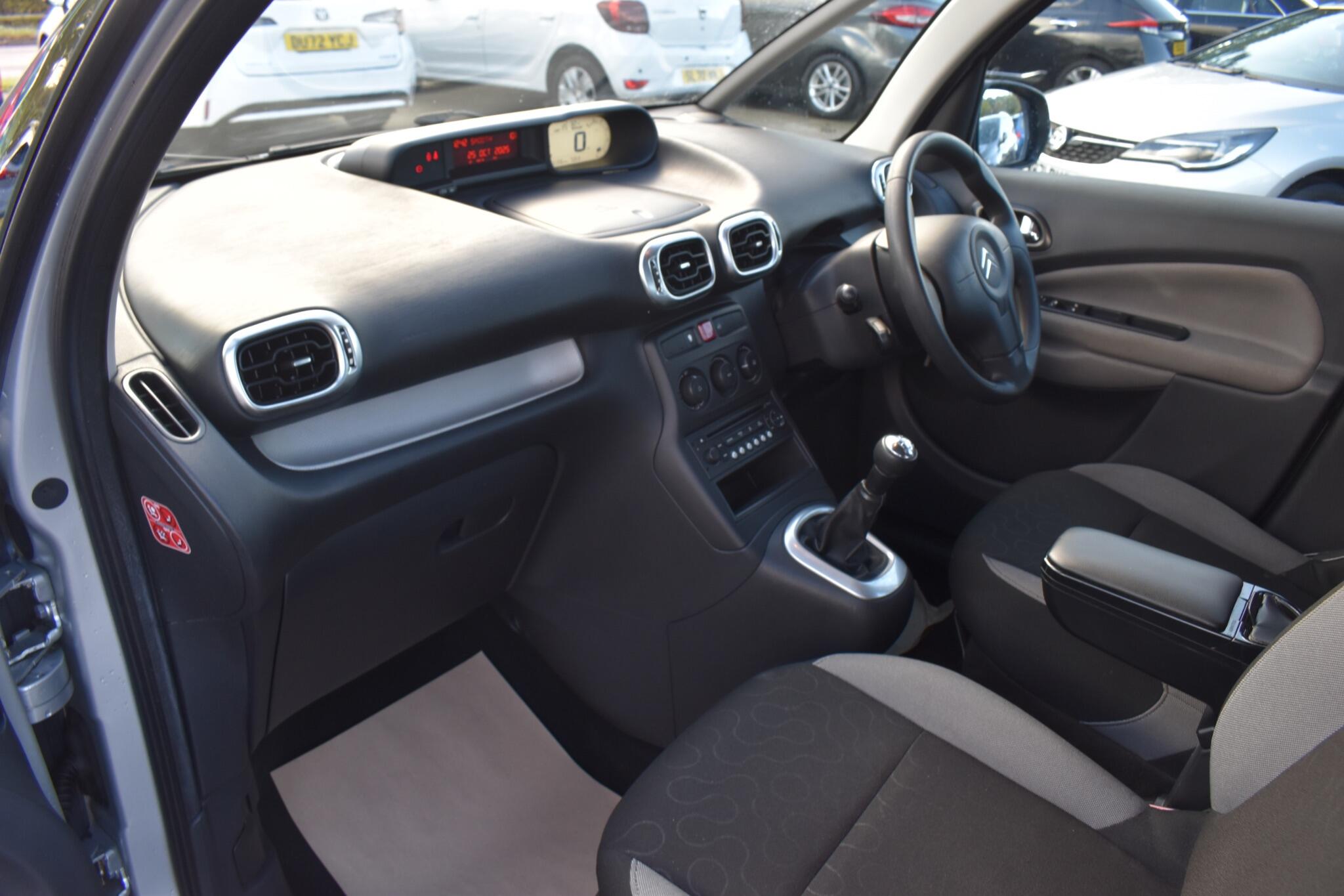 C3 Picasso - 1.6 HDi VTR+ Euro 5 5dr - Image 16