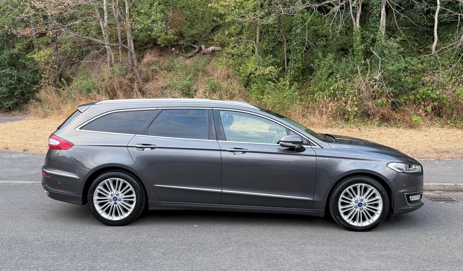 Ford Mondeo view 53
