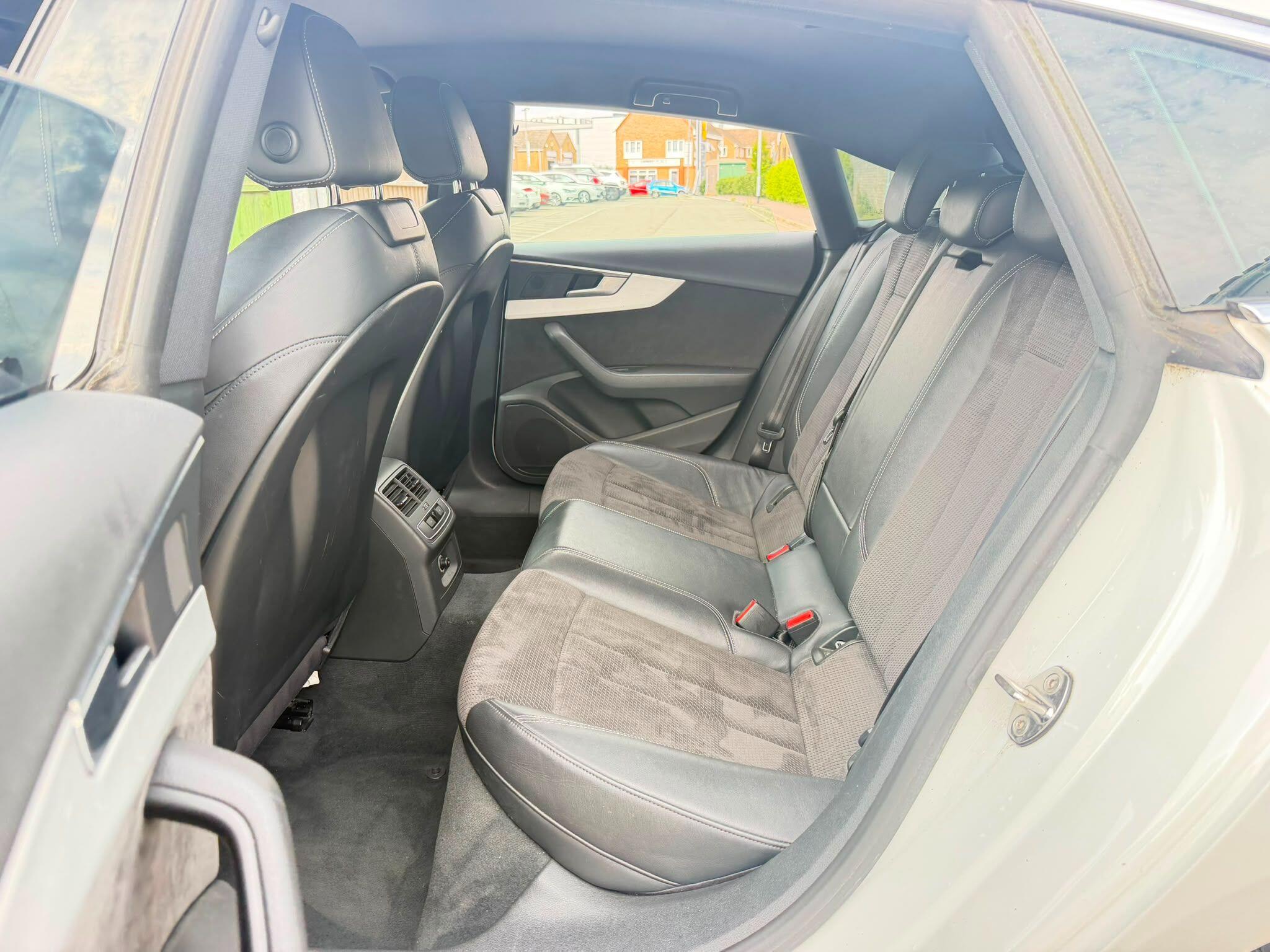 Audi A5 view 15