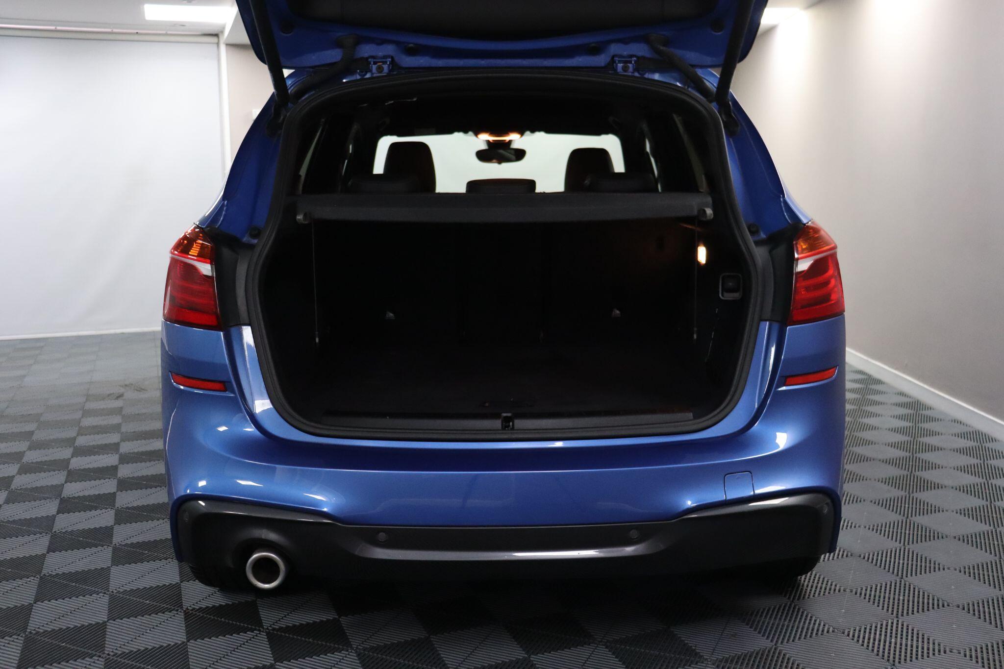 BMW 2 Series Active Tourer view 14