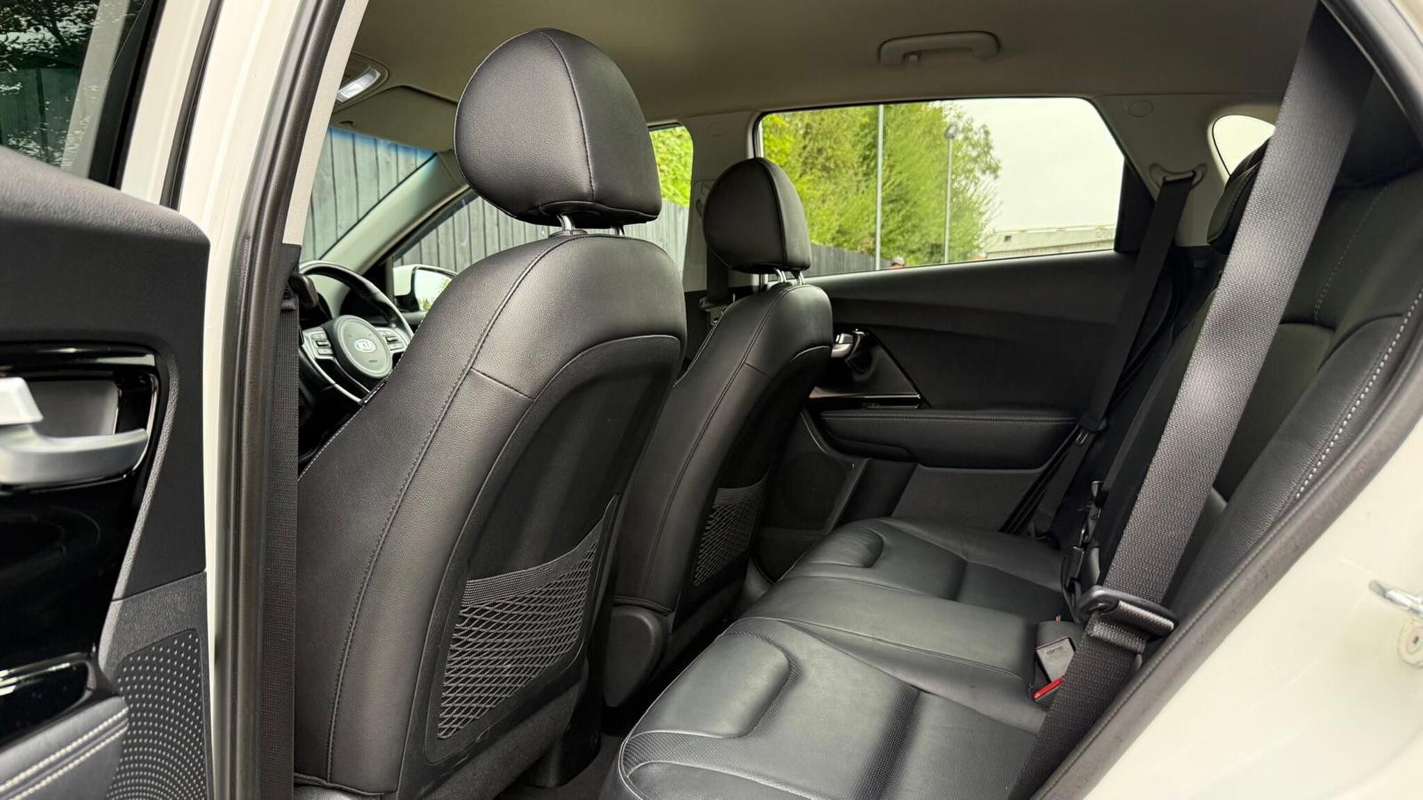 Kia Niro view 28