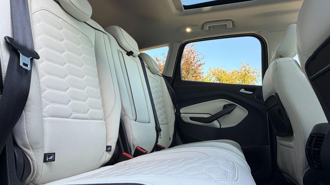 Ford Kuga view 12