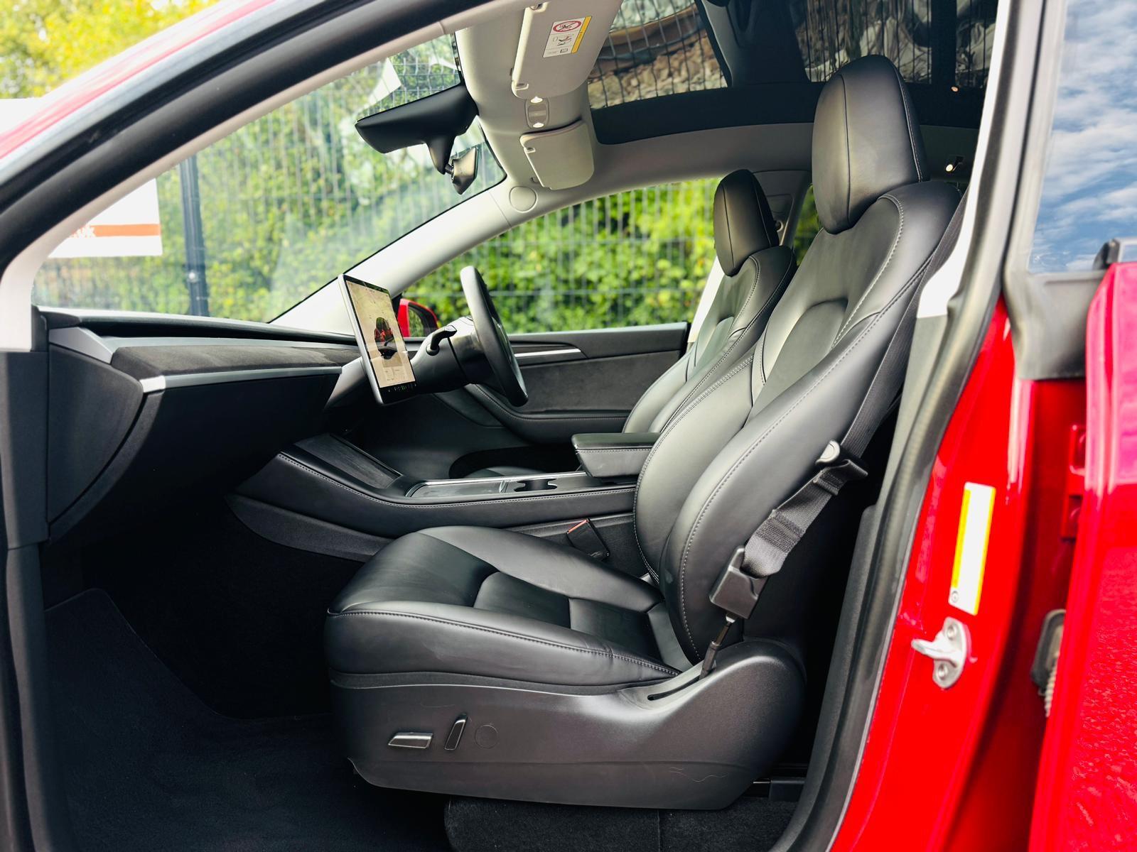 Tesla Model Y view 20