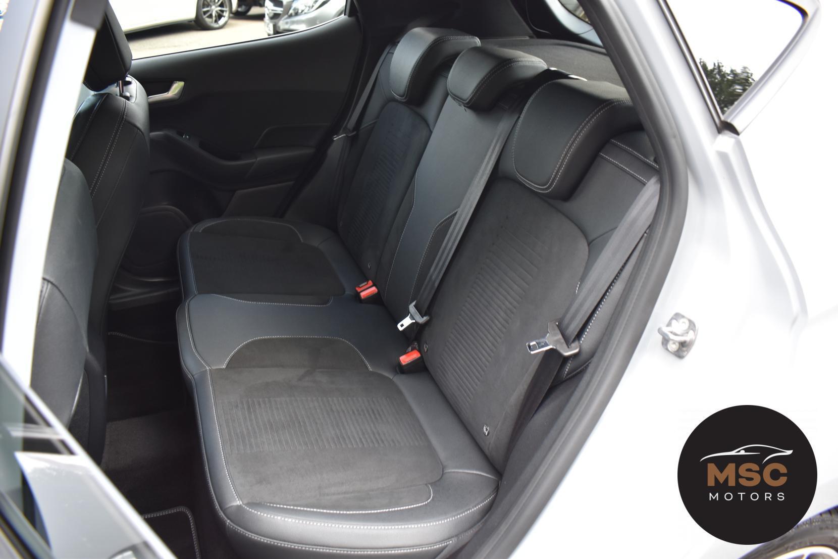 Ford Fiesta view 41