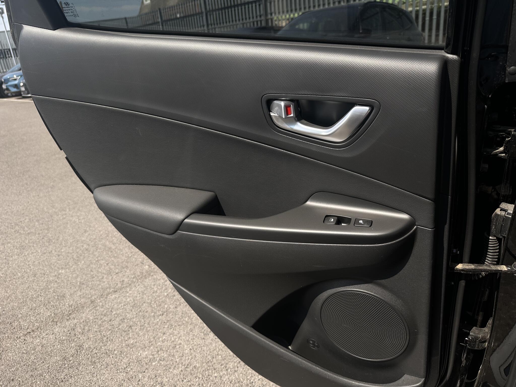 Hyundai Kona view 33