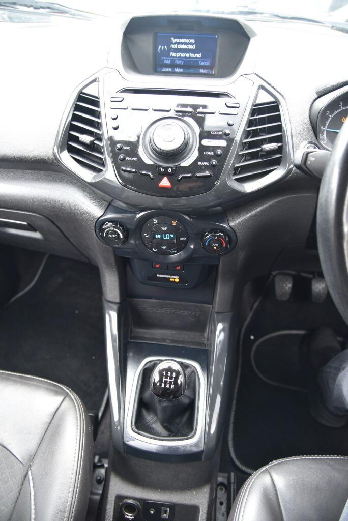 Ford Ecosport view 37