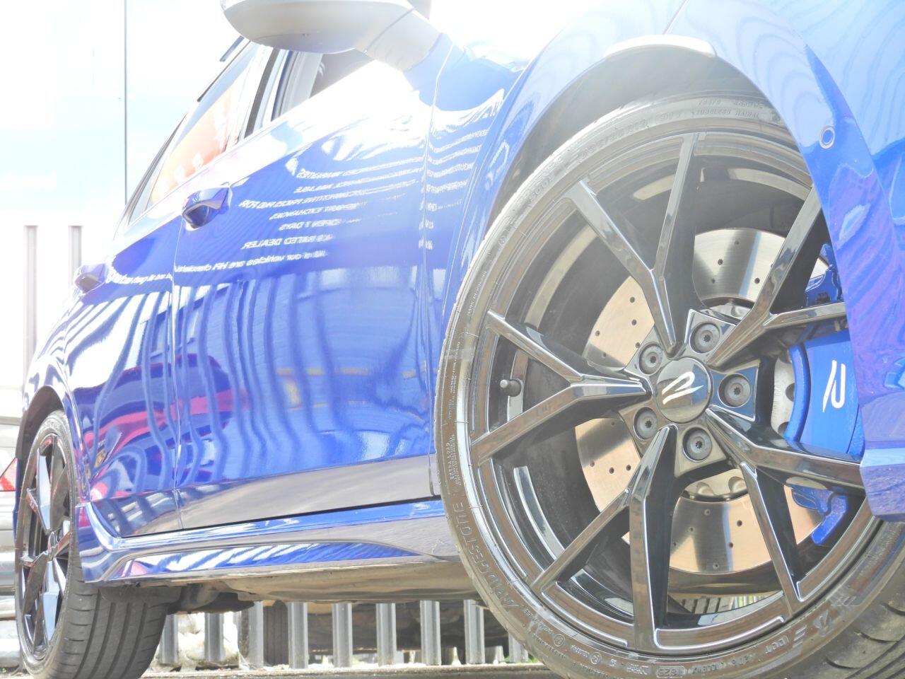 Volkswagen Golf view 13
