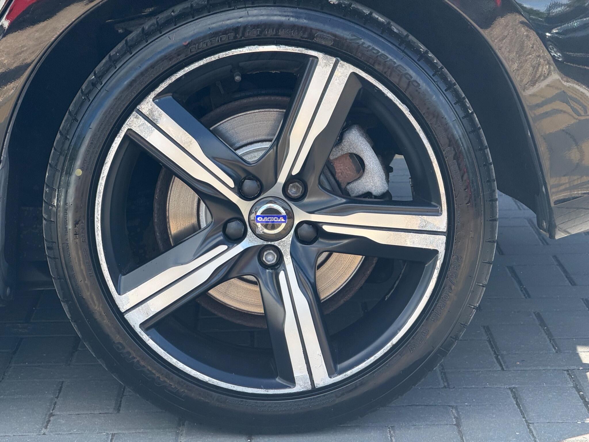 Volvo V60 view 14
