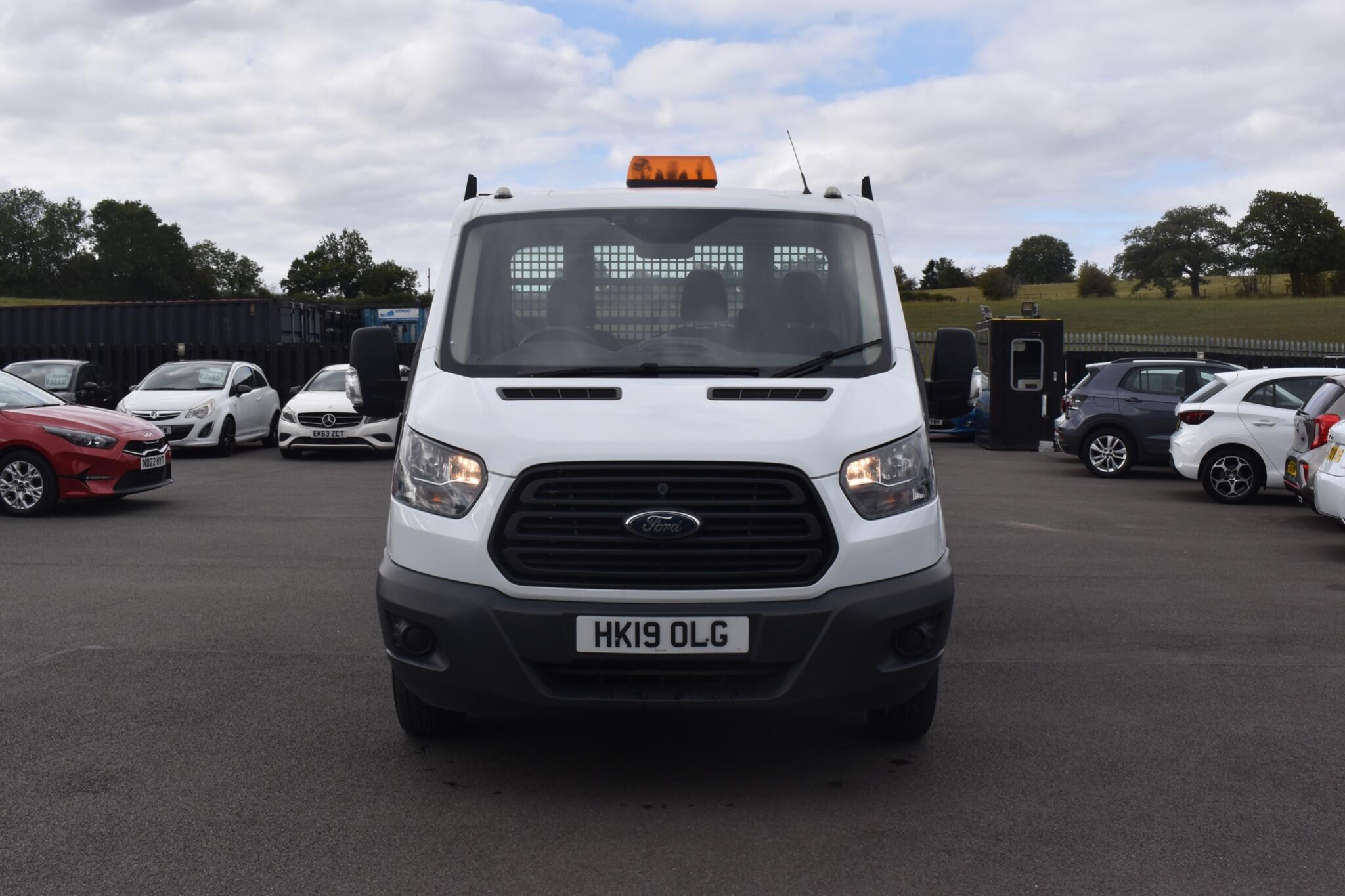 Transit - 2.0 350 EcoBlue RWD L2 H1 Euro 6 2dr (DRW) - Image 8