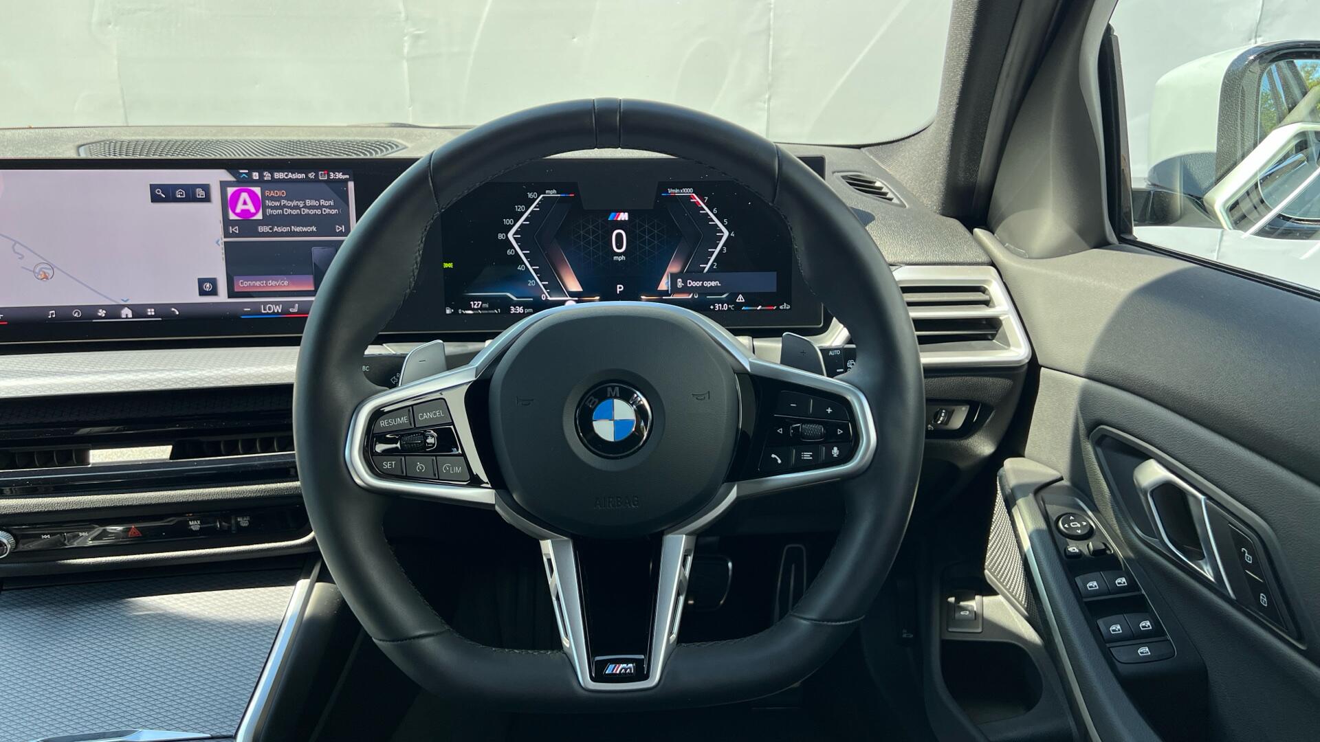 BMW 3 Series view 5