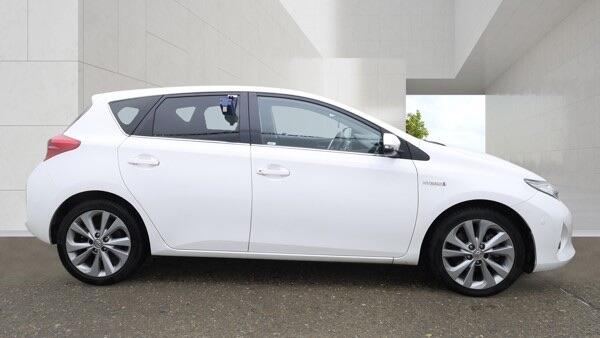 Toyota Auris view 11