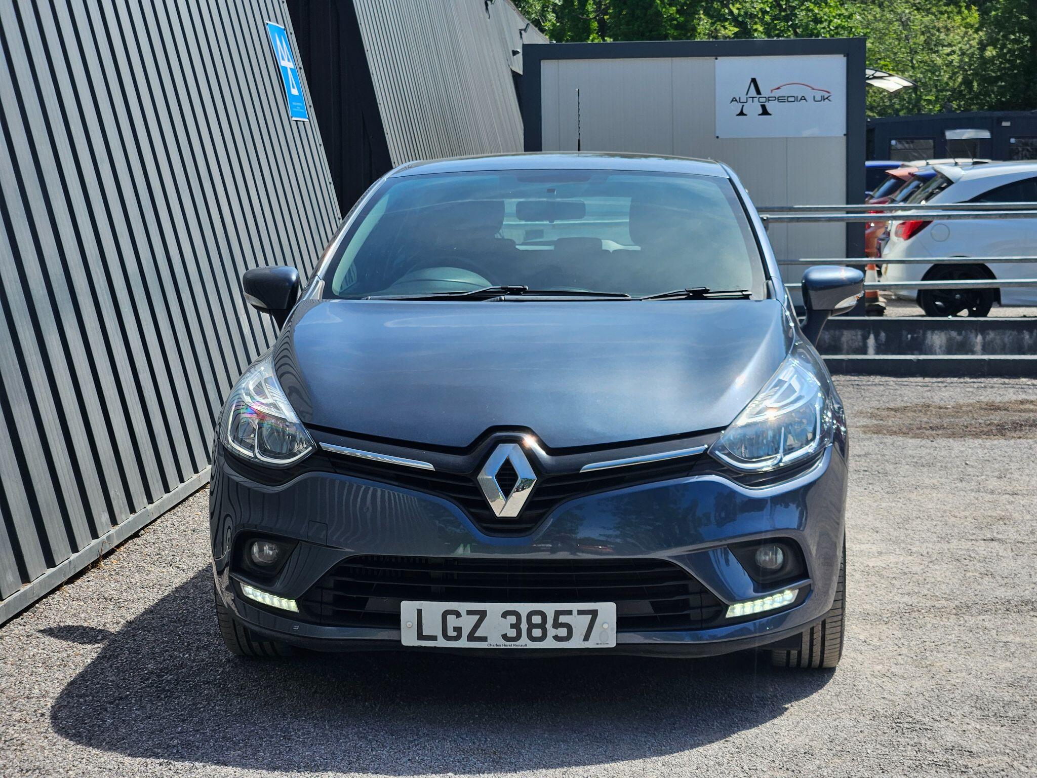 2018 Renault Clio image 11