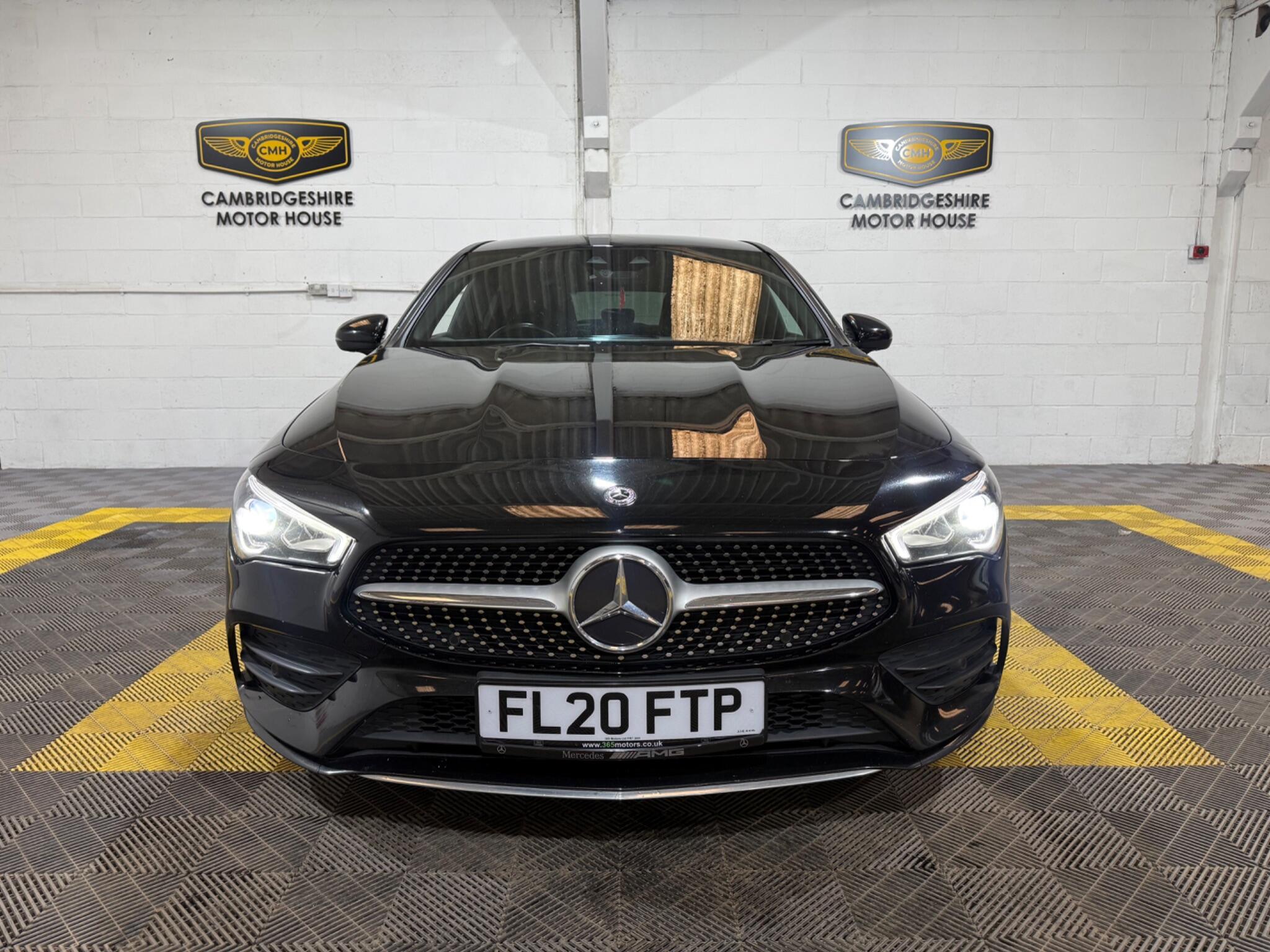 Mercedes-Benz Cla view 5
