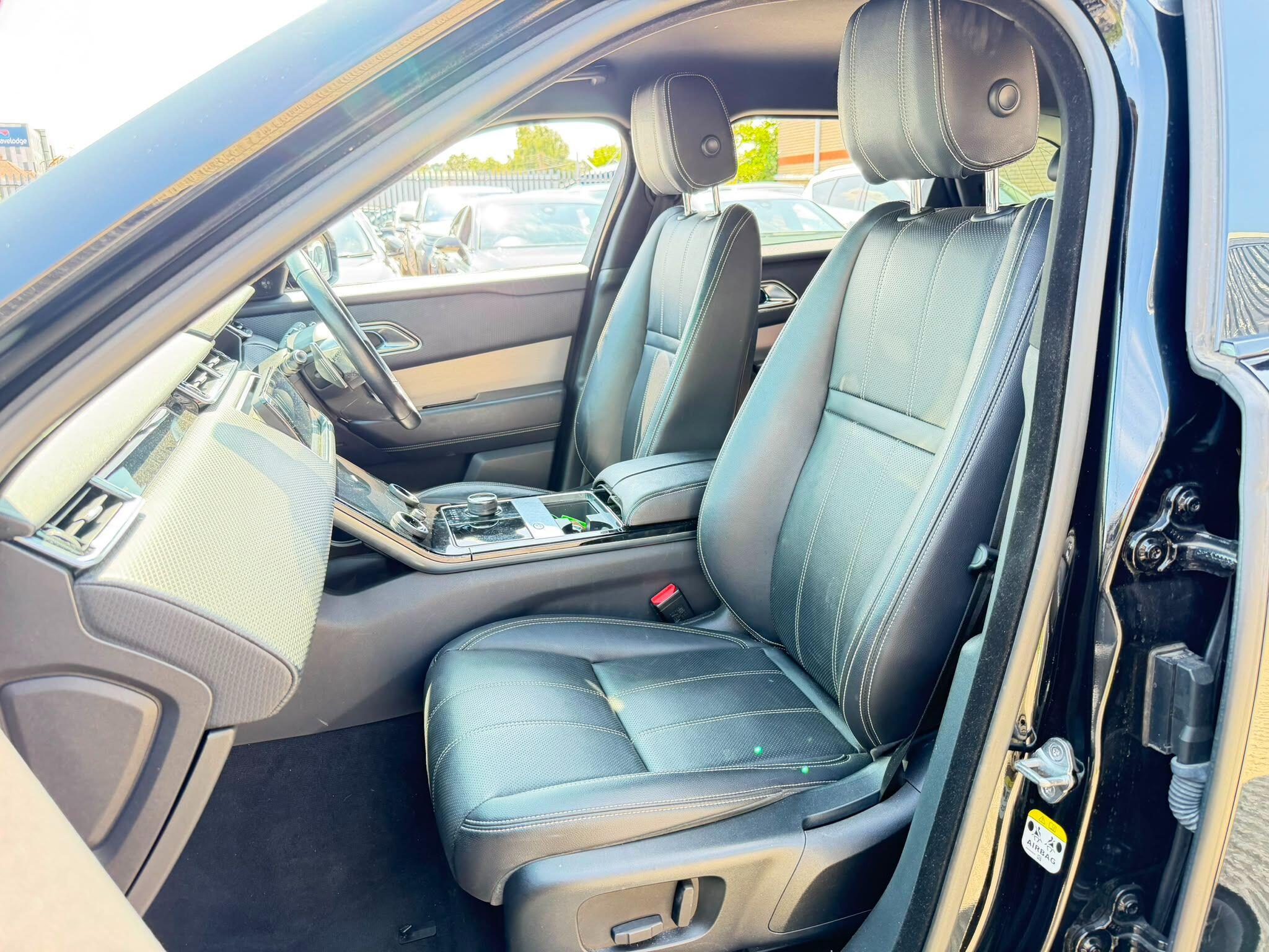 Land Rover Range Rover Velar view 18